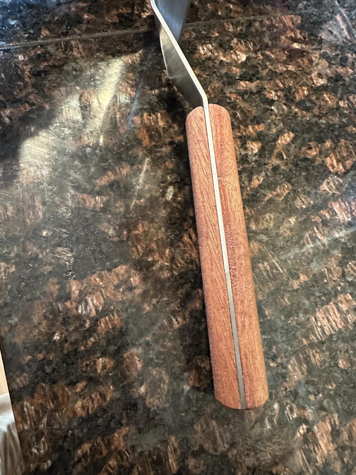 Professional Metal Spatula for Cast Iron Skillets and Flat Top Grills, Full Tang Wooden Handle,1.8mm Thick Stainless Steel Blade, Smash Burger Spatula Turner for Flipper, Cooking, BBQ, 4.7 x 2.7 Inch - Customer Photo 3
