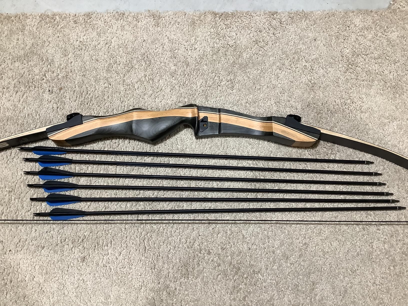 Sanlida Noble Standard Target Archery Beginner Recurve Bow and Arrows Kit for Adult and Youth, 48/54/62/66/68/70 Inch Wooden Takedown Recurve Bow Package for Training, Practice & Competition - RH Only Customer Review Sanlida Noble Standard Target Archery Beginner Recurve Bow and Arrows Kit for Adult and Youth, 48/54/62/66/68/70 Inch Wooden Takedown Recurve Bow Package for Training, Practice & Competition - RH Only - Customer Photo 1