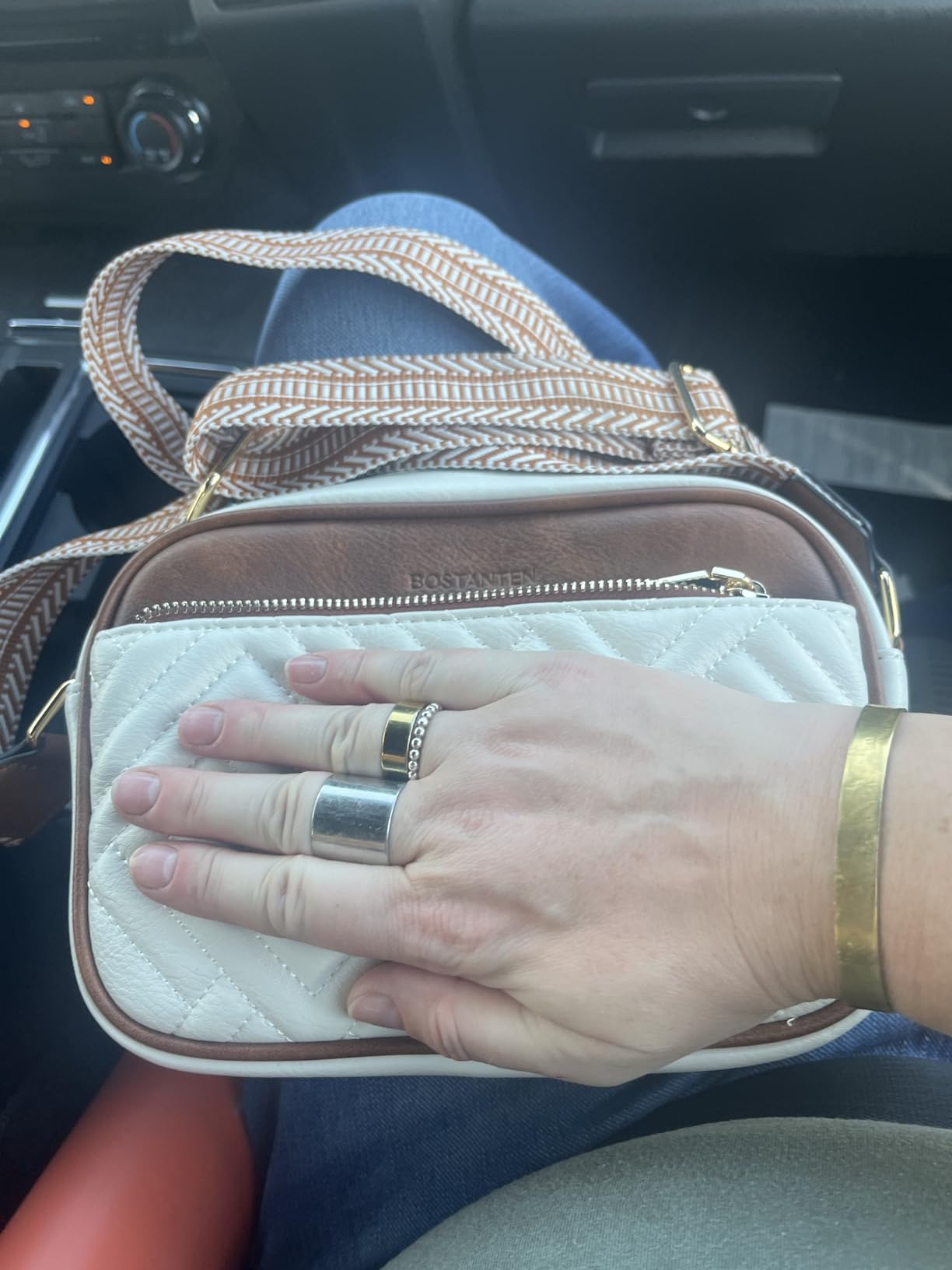 BOSTANTEN Quilted Crossbody Bags for Women Vegan Leather Purses Small Shoulder Handbags with Wide Strap - Customer Photo 2