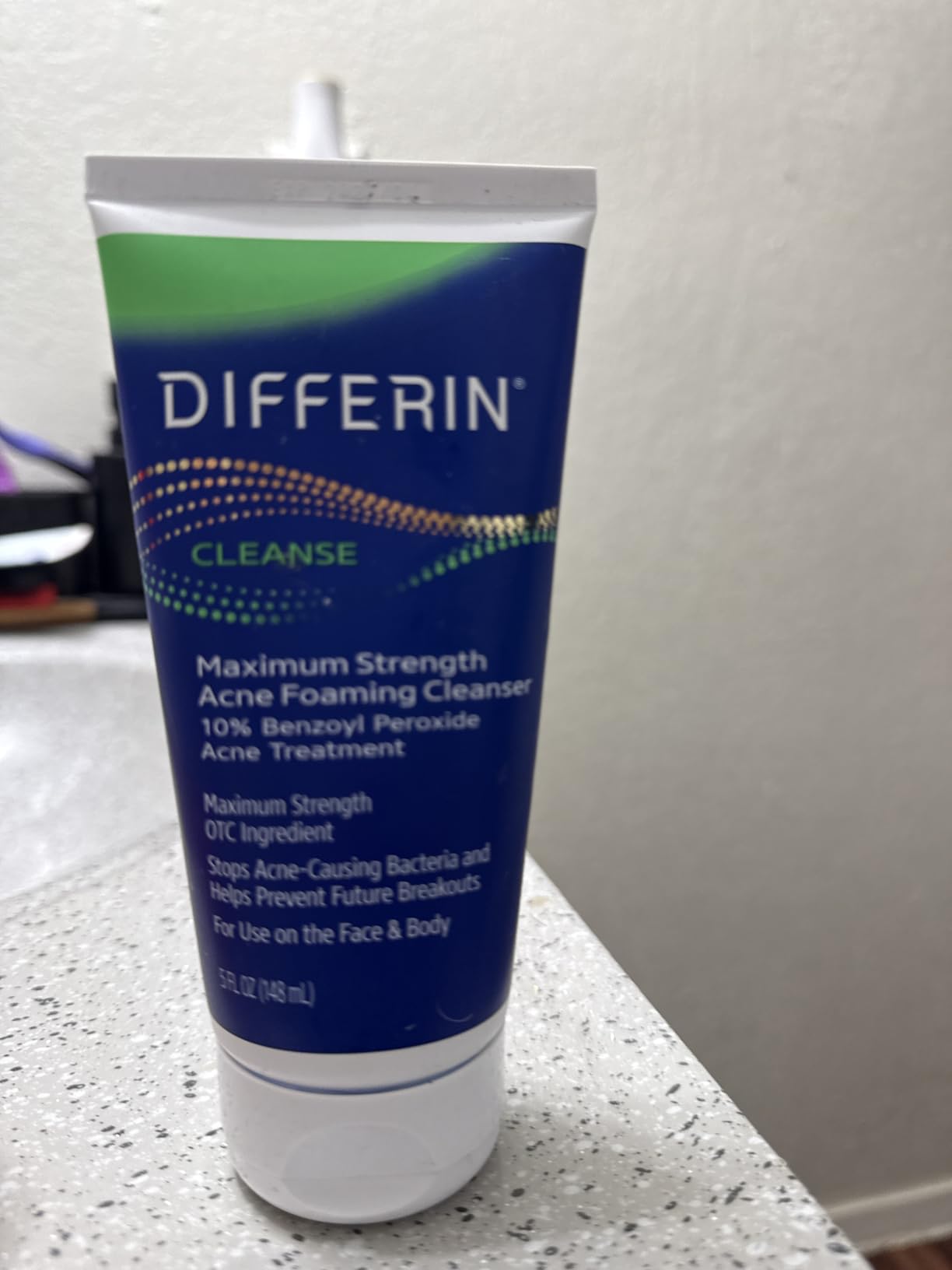 Differin Acne Face Wash with 10% Benzoyl Peroxide, Maximum Strength OTC Acne Foaming Cleanser, Fast Acting Acne Treatment for Face and Body, 5 oz. Customer Review Differin Acne Face Wash with 10% Benzoyl Peroxide, Maximum Strength OTC Acne Foaming Cleanser, Fast Acting Acne Treatment for Face and Body, 5 oz. - Customer Photo 2