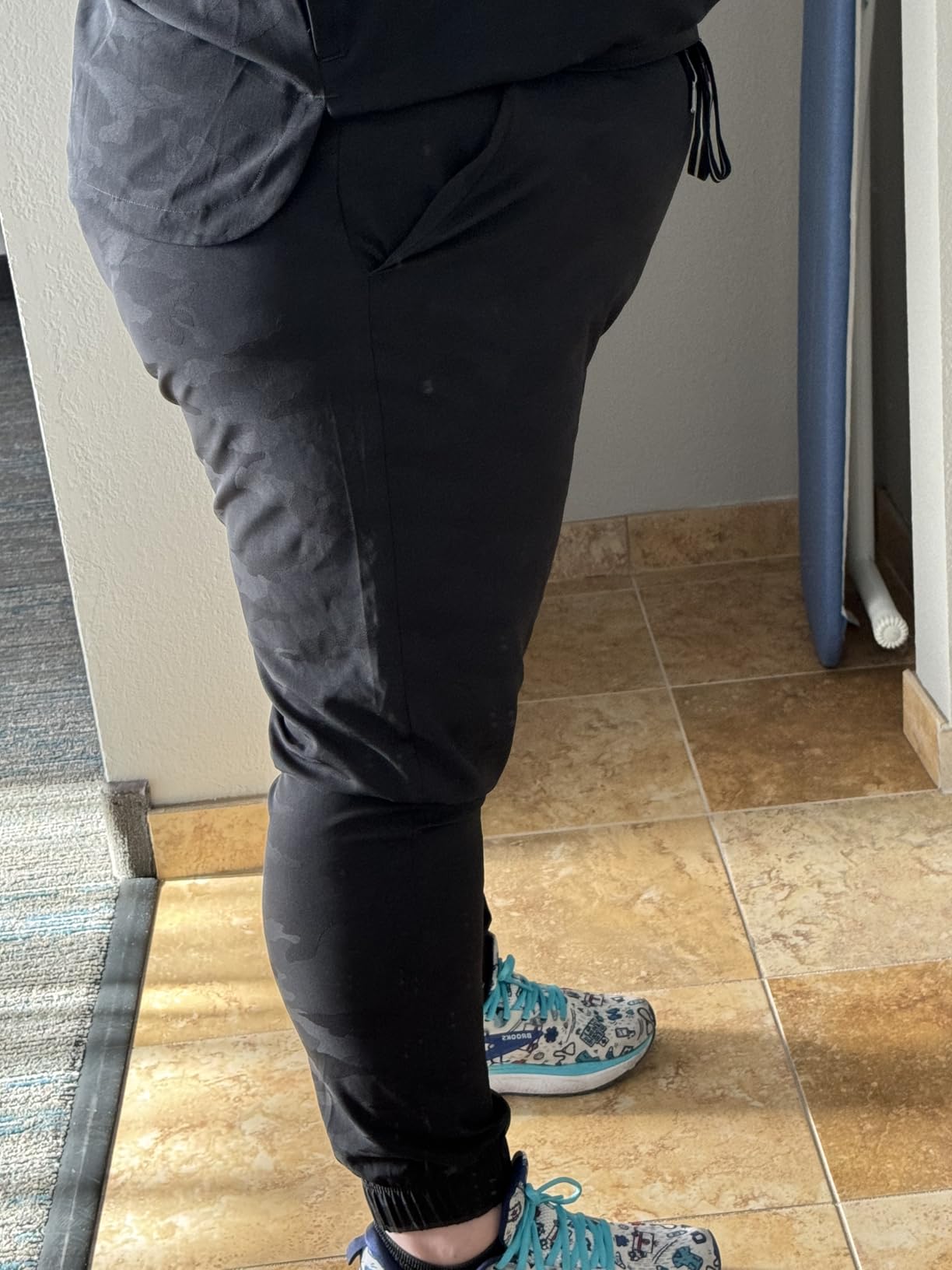 Healing Hands Women's Jogger Scrub Pant 7 Pockets Elastic Drawstring, with Moisture Wicking & 2-Way Stretch Technology - 9244 Customer Review Healing Hands Women's Jogger Scrub Pant 7 Pockets Elastic Drawstring, with Moisture Wicking & 2-Way Stretch Technology - 9244 - Customer Photo 1