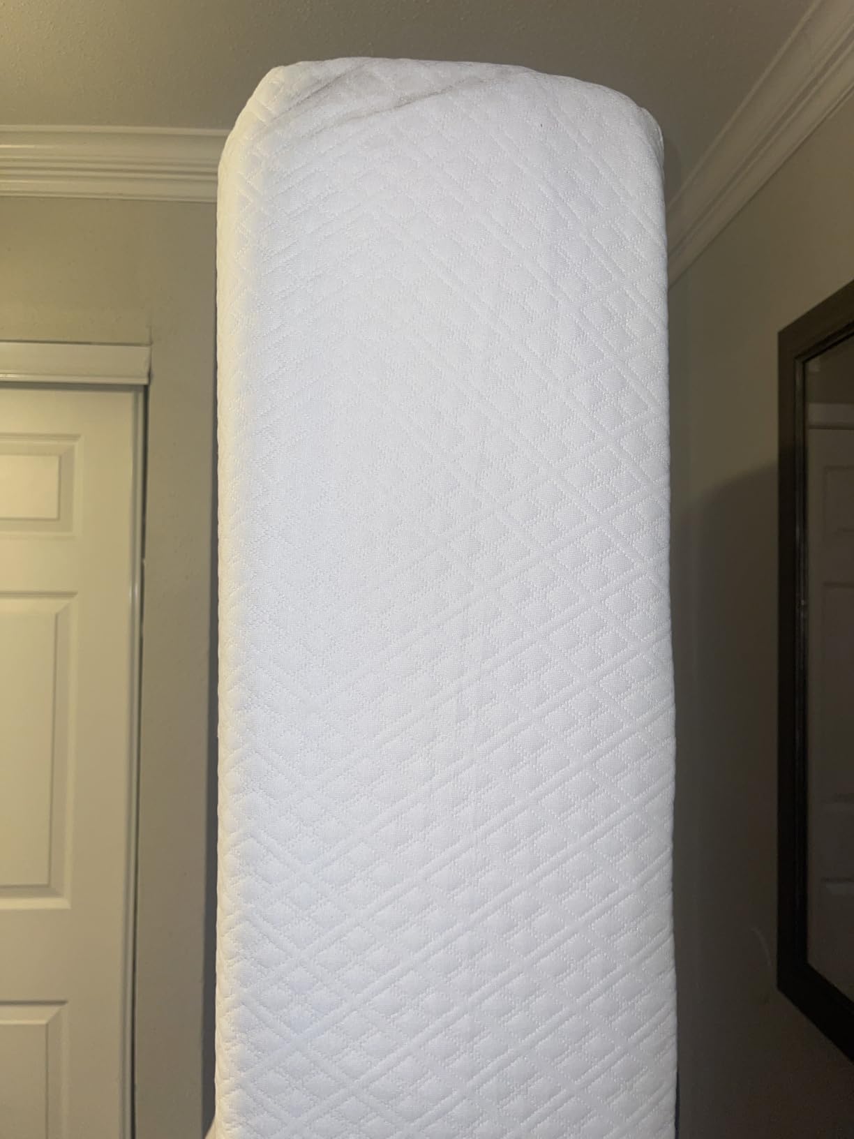 Rolanstar Twin Size Mattress, 6 Inch Gel Memory Foam Mattress in a Box, Fiberglass Free, Breathable for Cooler Sleep Supportive & Pressure Relief, CertiPUR-US Certified, White - Customer Photo 2
