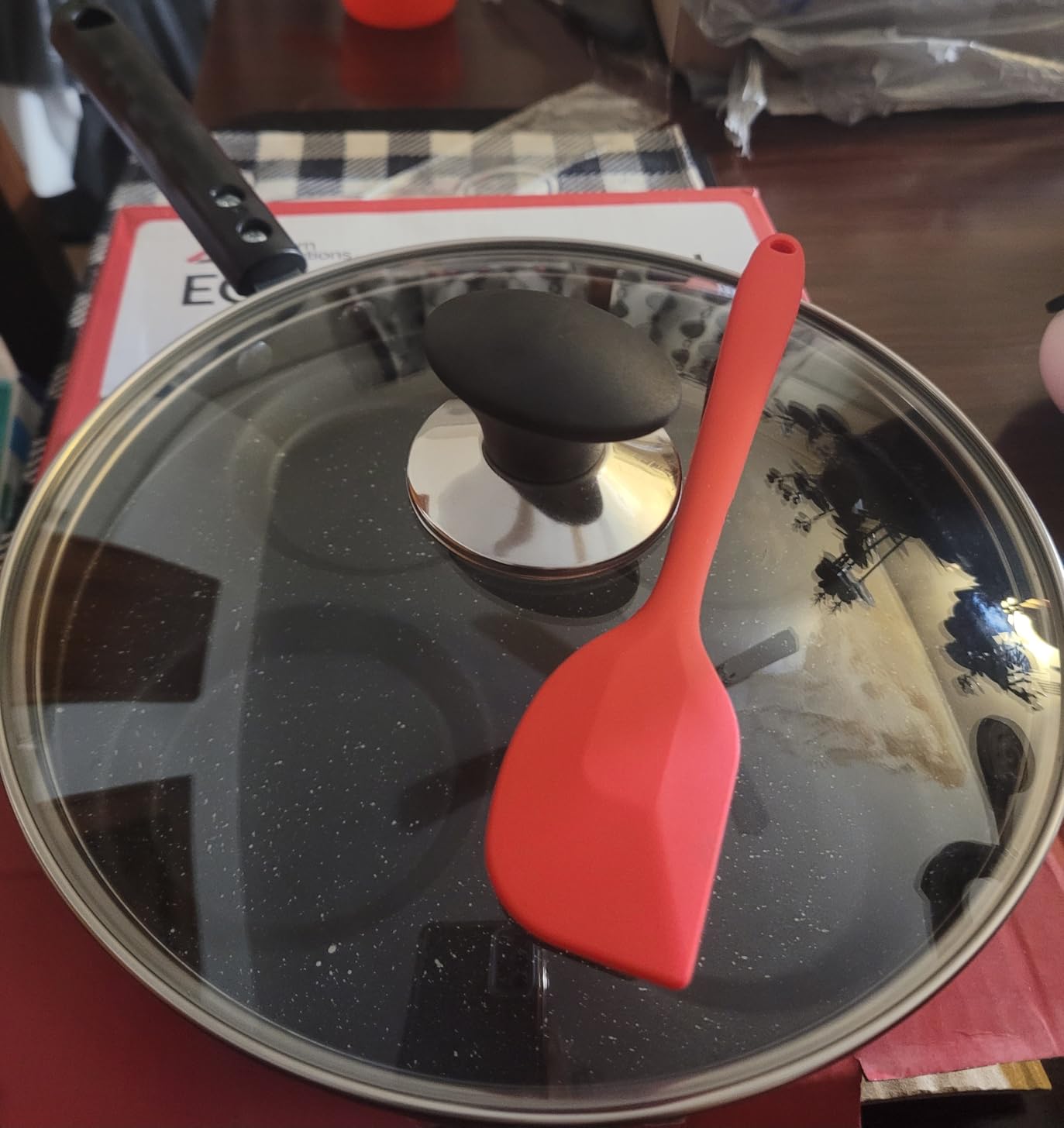 Modern Innovations 4-Cup Nonstick Egg Frying Pan with Lid, Fried Egg Pan, Omelette Pan, Mini Pancake Pan for Stove Top Gas & Electric, Small Egg Skillet, Breakfast Sandwich Maker - Customer Photo 2
