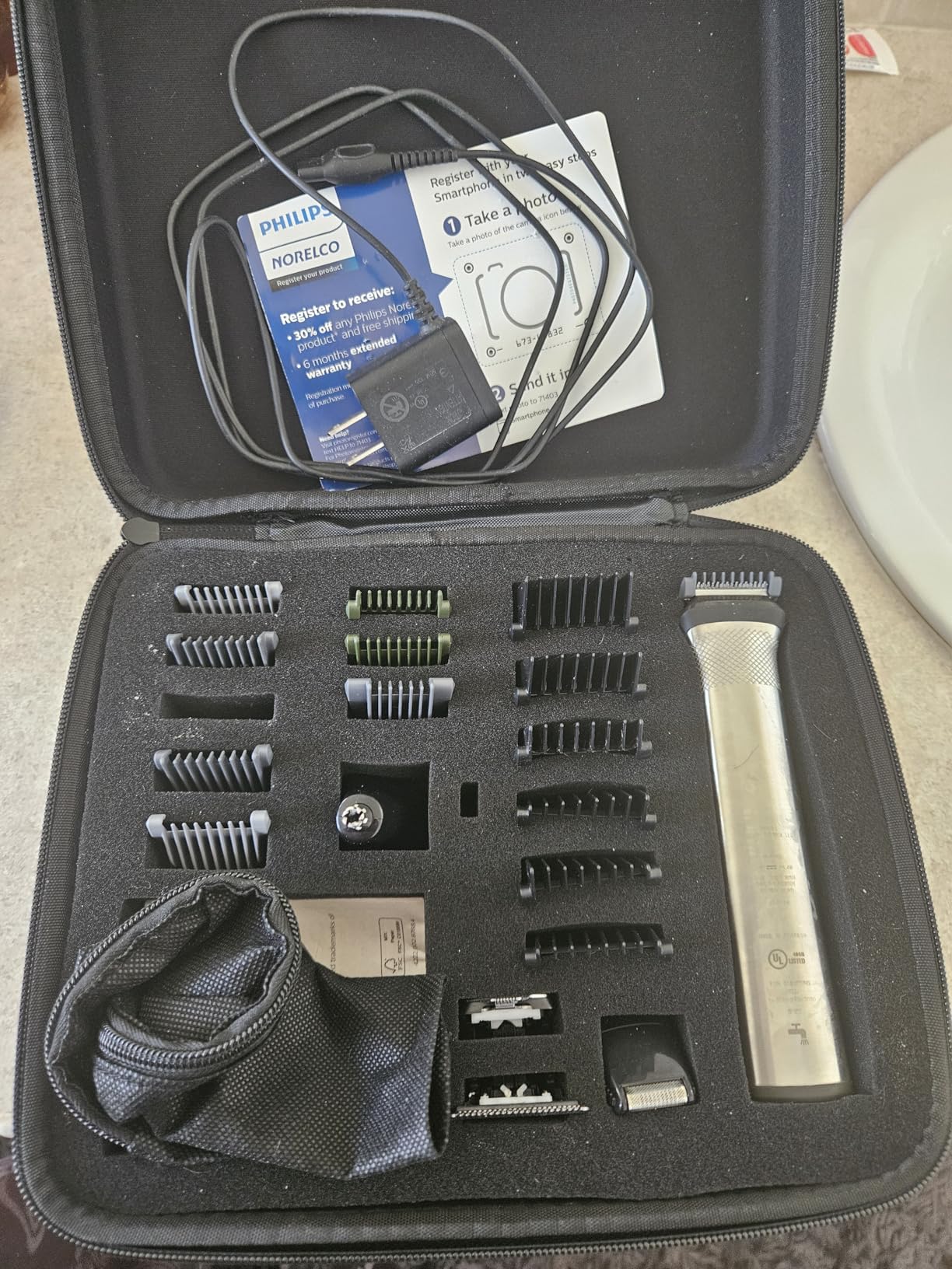 Norelco Philips All-in-One Series 7000 23-Piece Trimmer - Electric Shaver and Clipper for Face, Beard, Head & Body, Self-Sharpening Titanium Blades, 26 Length Settings, MG7970/49 customer photo 2