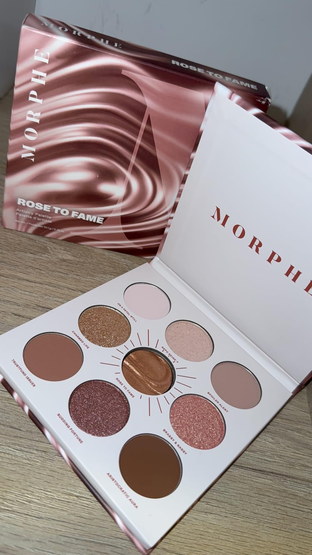 Morphe Rich & Foiled Artistry Palette - Foil-Effect Eyeshadow Palette with Matte, Shimmer & Foil Finishes - Brown & Gold Eyeshadow with Luminous Payoff - Gold Seeker (0.35 oz) - Customer Photo 1