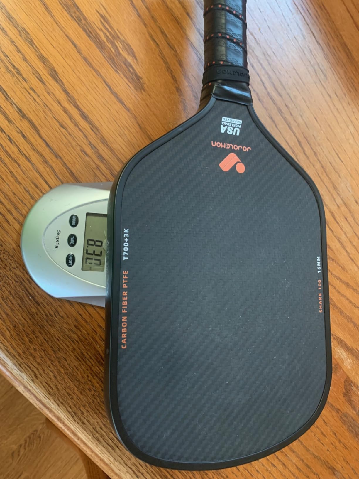 Pickleball Paddles, Carbon Fiber Pickleball Paddle with a 16mm Shark Power Polymer Core, The Pickleball Rackets Designed for Ultimate Spin & Consistency Customer Review Pickleball Paddles, Carbon Fiber Pickleball Paddle with a 16mm Shark Power Polymer Core, The Pickleball Rackets Designed for Ultimate Spin & Consistency - Customer Photo 1
