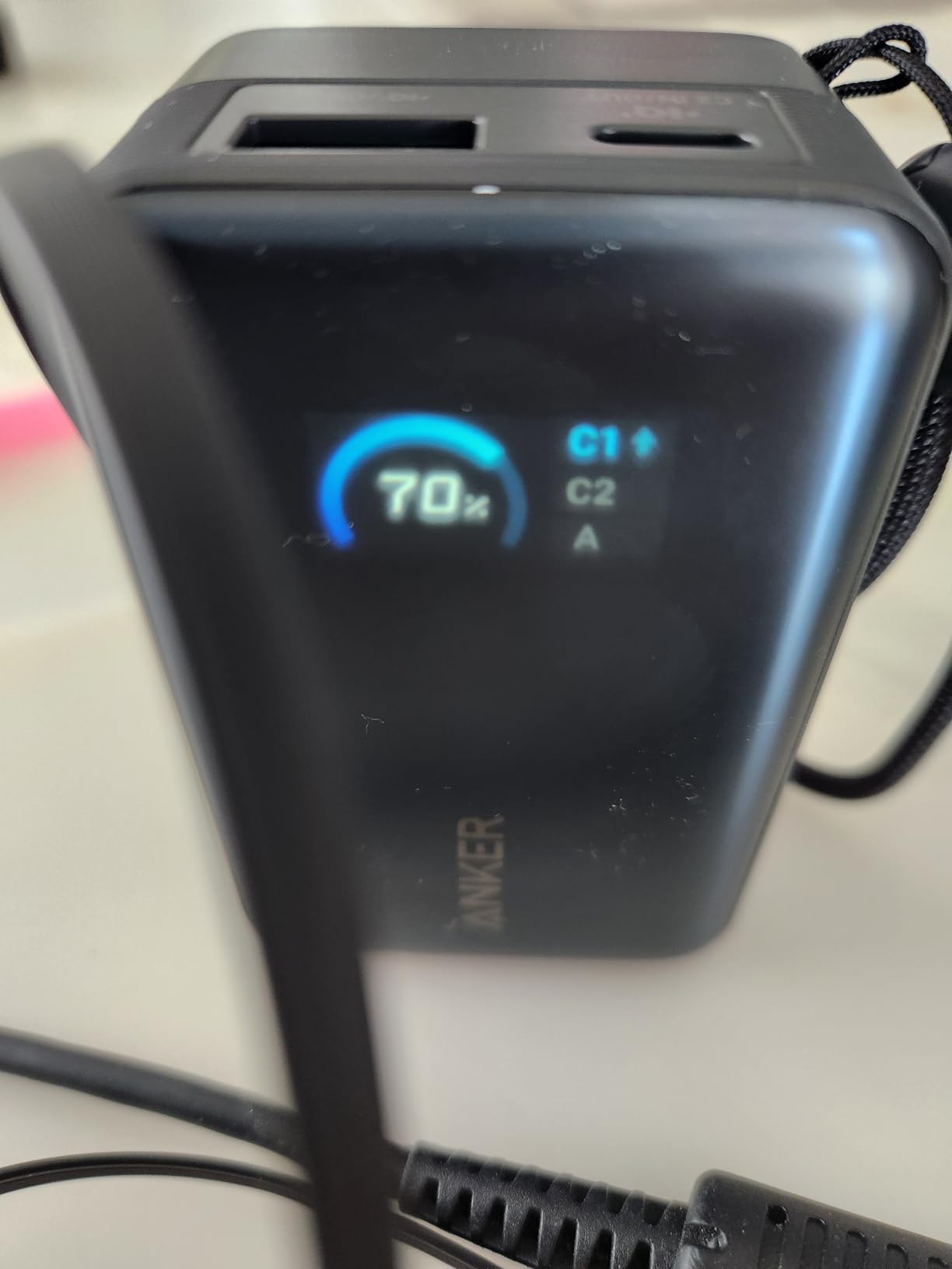 Anker Nano Portable Charger, 10,000mAh 45W Max Compact Power Bank, Travel Essential Phone Battery Pack with 2.3 ft InstaCord Retractable Cable for iPhone 17/16 Series, iPad, Galaxy, Pixel, and More - Customer Photo 1