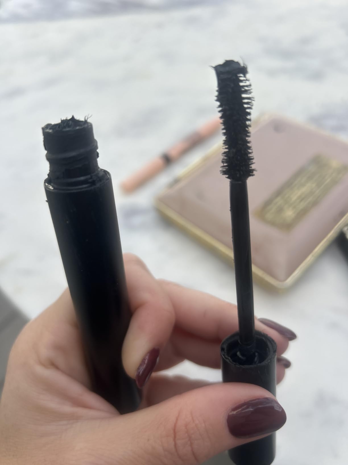 MORPHE Make It Big Volumizing Mascara - Bold Black Mascara Formula for Instant Volume, Length & Definition - Designed with an Innovative Wand to Coat Every Lash (0.26 Fl Oz) - Customer Photo 1