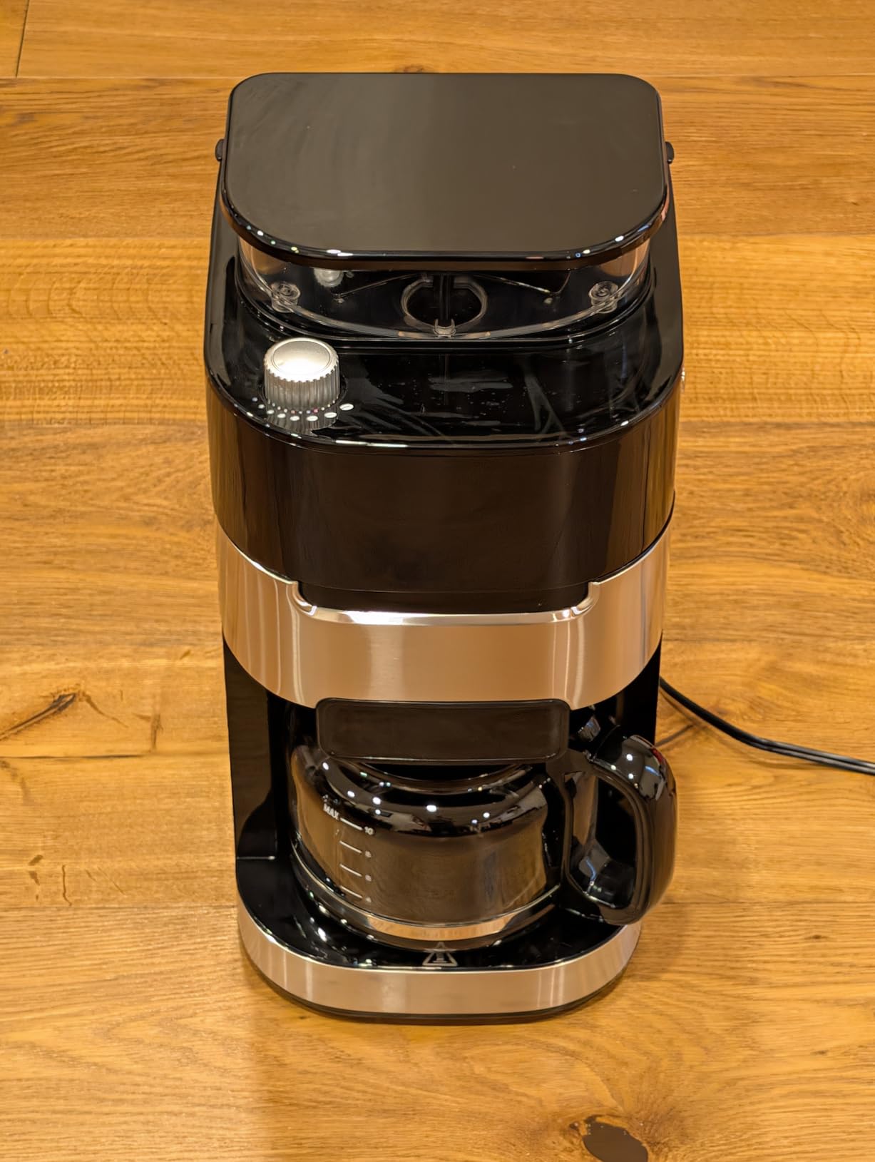 Havato Grind & Brew Drip Coffee Maker, 10-Cup Coffee Machine with Grinder Built In, Programmable with Brew Strength, Permanent Filter, Glass Carafe, 50oz Water Reservoir, Ideal for Home/Office, Black - Customer Photo 2