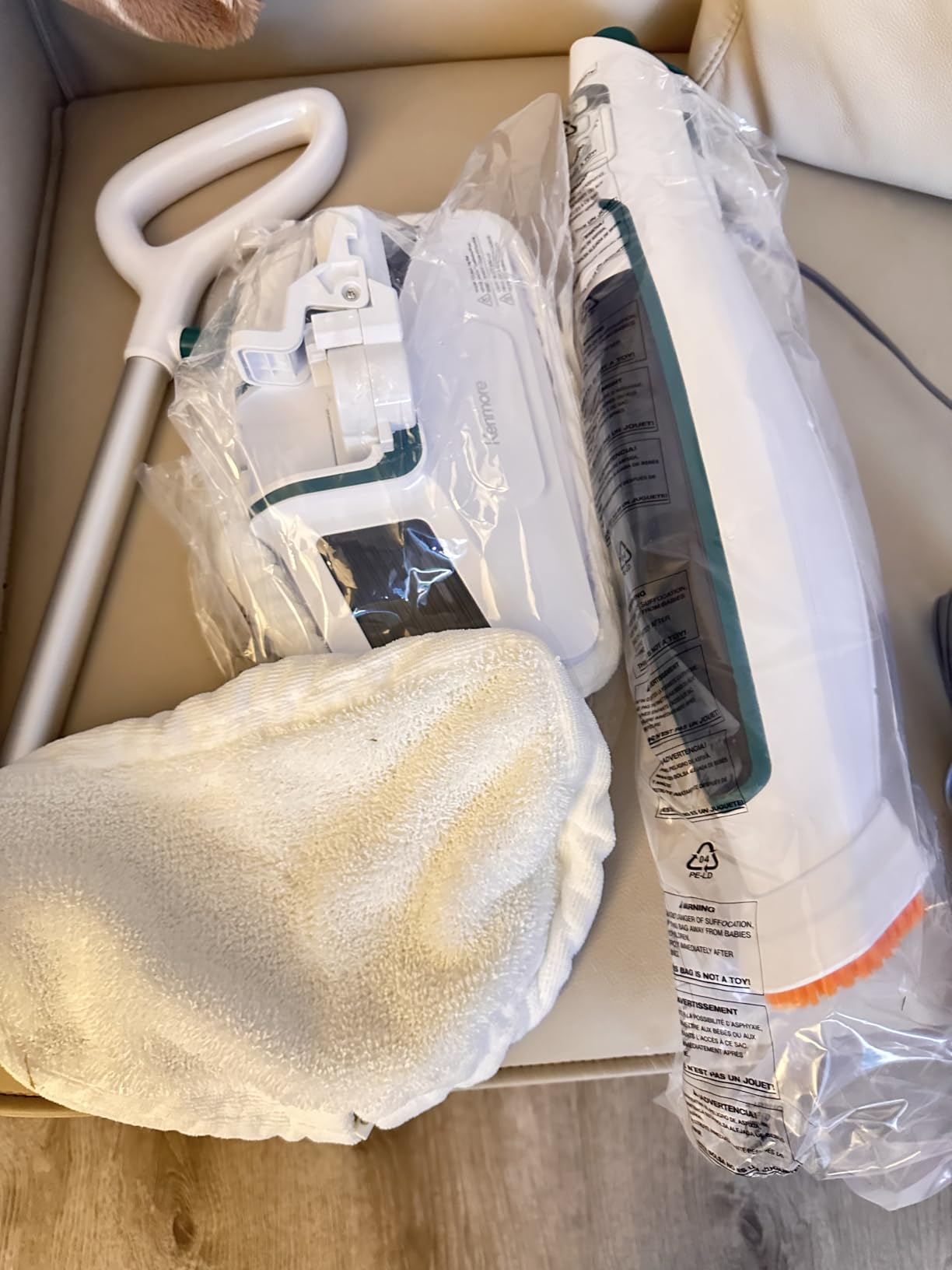 Kenmore SM2060 S200 Series Steam Mop for Floor Cleaning with Easy Scrubber & 2pcs Washable Pads, 2 Modes, Quick-Heating, Lightweight for Hardwood and Tile - Customer Photo 4