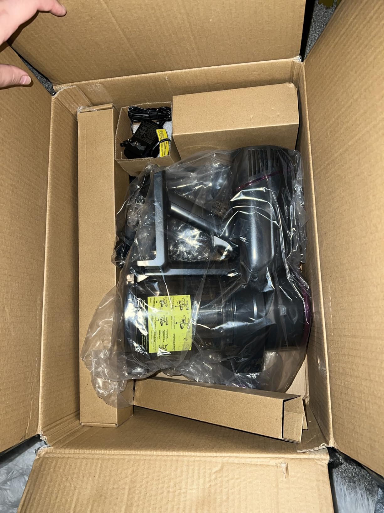 Cordless Vacuum Cleaner,600W 65KPA Dual Motor Vacuum for Home with AI Auto Suction,70Min Runtime,Stick Vacuums with Self-Standing Design,LED Headlights for Carpet,Hardwood Floors,Pet Hair,Tile - Customer Photo 1