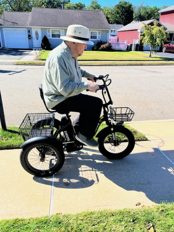 ESKUTE E Trike Electric Bike, Peak 1200W Brushless Motor Folding Trike 18X3.0 Fat Tire Ebike, 499Wh Removable Battery, Step-Thru 3 Wheel Electric Bicycle, Up to 55 Miles, 18MPH+ Tricycle for Adults - Customer Photo 1