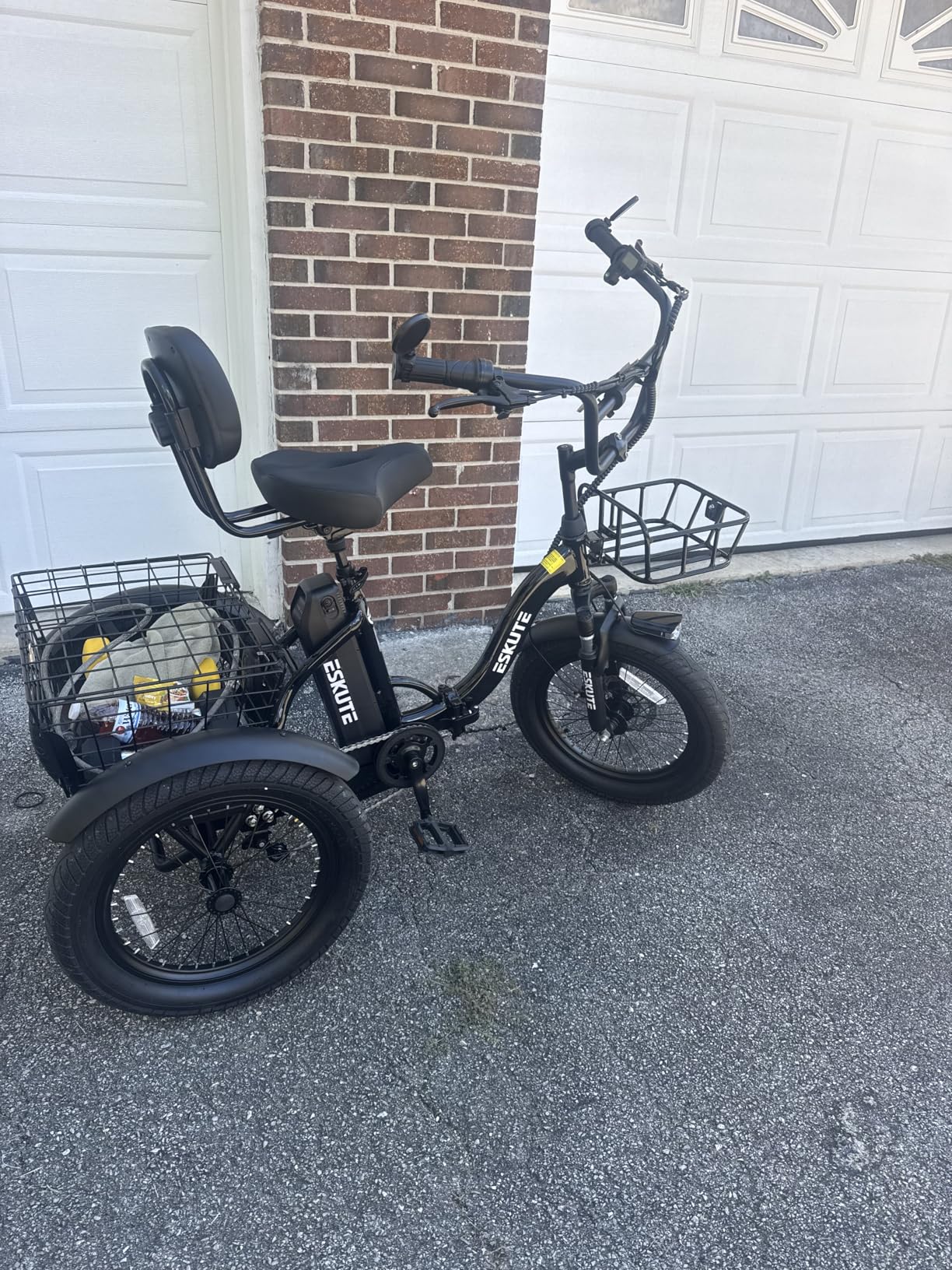 ESKUTE E Trike Electric Bike, Peak 1200W Brushless Motor Folding Trike 18X3.0 Fat Tire Ebike, 499Wh Removable Battery, Step-Thru 3 Wheel Electric Bicycle, Up to 55 Miles, 18MPH+ Tricycle for Adults - Customer Photo 2