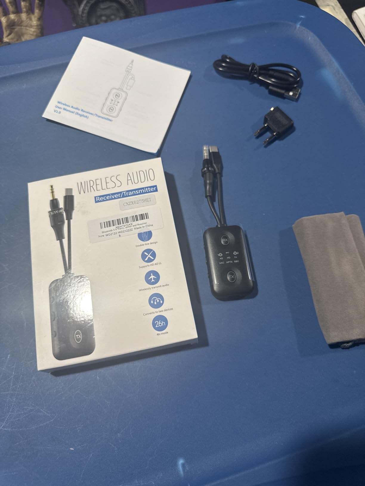 Unique Design Bluetooth 5.4 Transmitter Receiver with Qualcomm aptX Adaptive for Dual AirPods/Headphones, 3.5mm Aux Jack & USB C Bluetooth Adapter for Airplane/TV/PS5/Gym/Phone/Tablet/Car(for Flight) Customer Review Unique Design Bluetooth 5.4 Transmitter Receiver with Qualcomm aptX Adaptive for Dual AirPods/Headphones, 3.5mm Aux Jack & USB C Bluetooth Adapter for Airplane/TV/PS5/Gym/Phone/Tablet/Car(for Flight) - Customer Photo 1