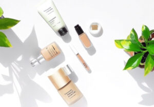 Best Makeup For Acne Prone Skin: 12 Products That Won't Cause Breakouts - PowersOf10