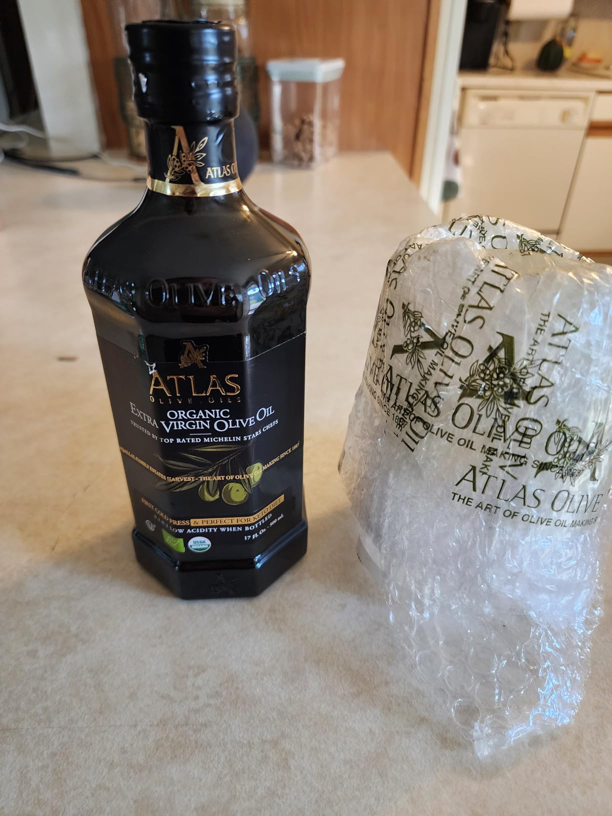 Atlas 750 mL Organic Cold Press Extra Virgin Olive Oil in Glass Bottle, Polyphenol Rich from Morocco | Newly Harvested Unprocessed from One Single Family Farm | Moroccan EVOO Trusted by Award-Winning Chefs - Customer Photo 1