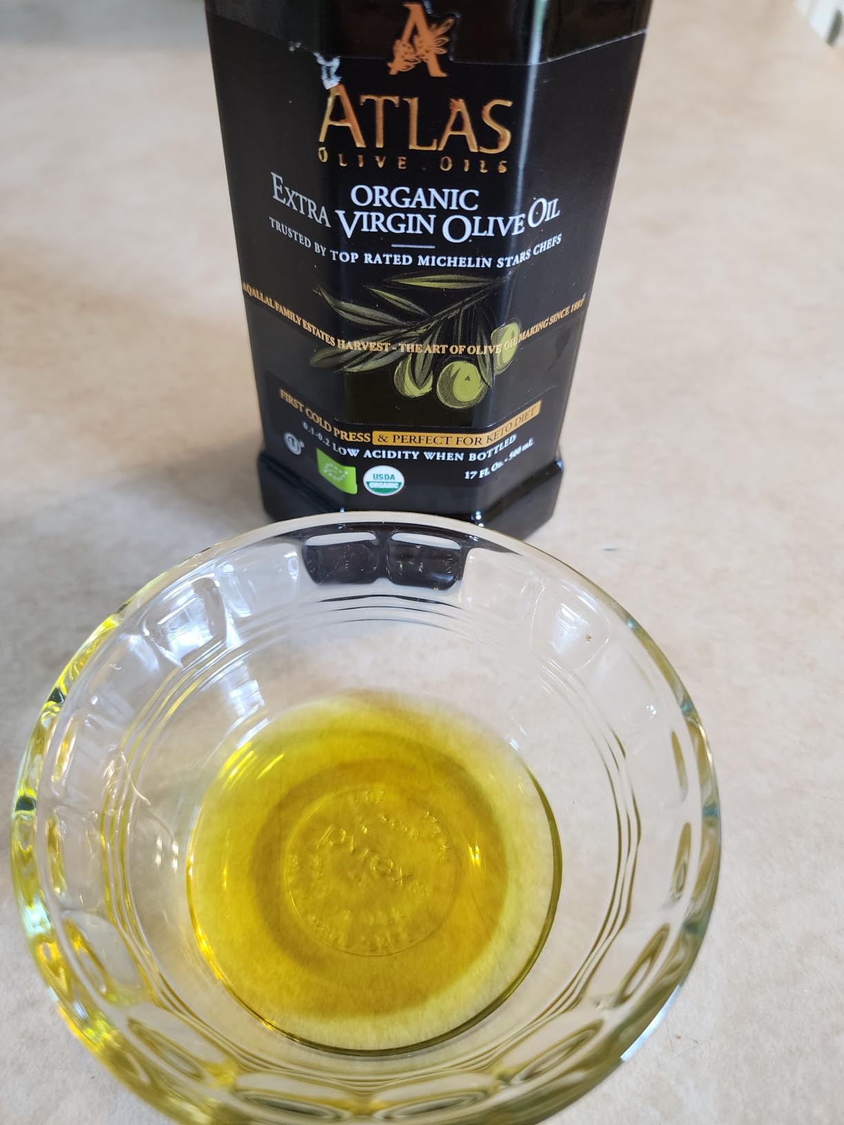 Atlas 750 mL Organic Cold Press Extra Virgin Olive Oil in Glass Bottle, Polyphenol Rich from Morocco | Newly Harvested Unprocessed from One Single Family Farm | Moroccan EVOO Trusted by Award-Winning Chefs - Customer Photo 2