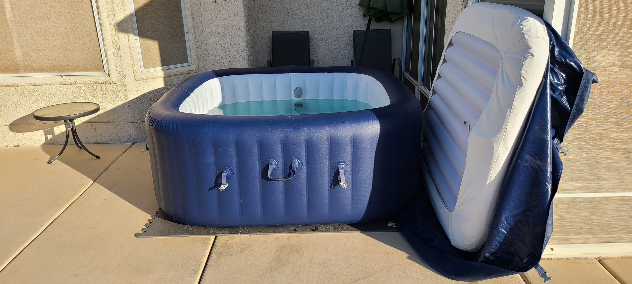 Coleman SaluSpa AirJet 4 to 6 Person Inflatable Hot Tub Square Portable Outdoor Spa with 140 Soothing AirJets and Insulated Cover, Gray Customer Review Coleman SaluSpa AirJet 4 to 6 Person Inflatable Hot Tub Square Portable Outdoor Spa with 140 Soothing AirJets and Insulated Cover, Gray - Customer Photo 1