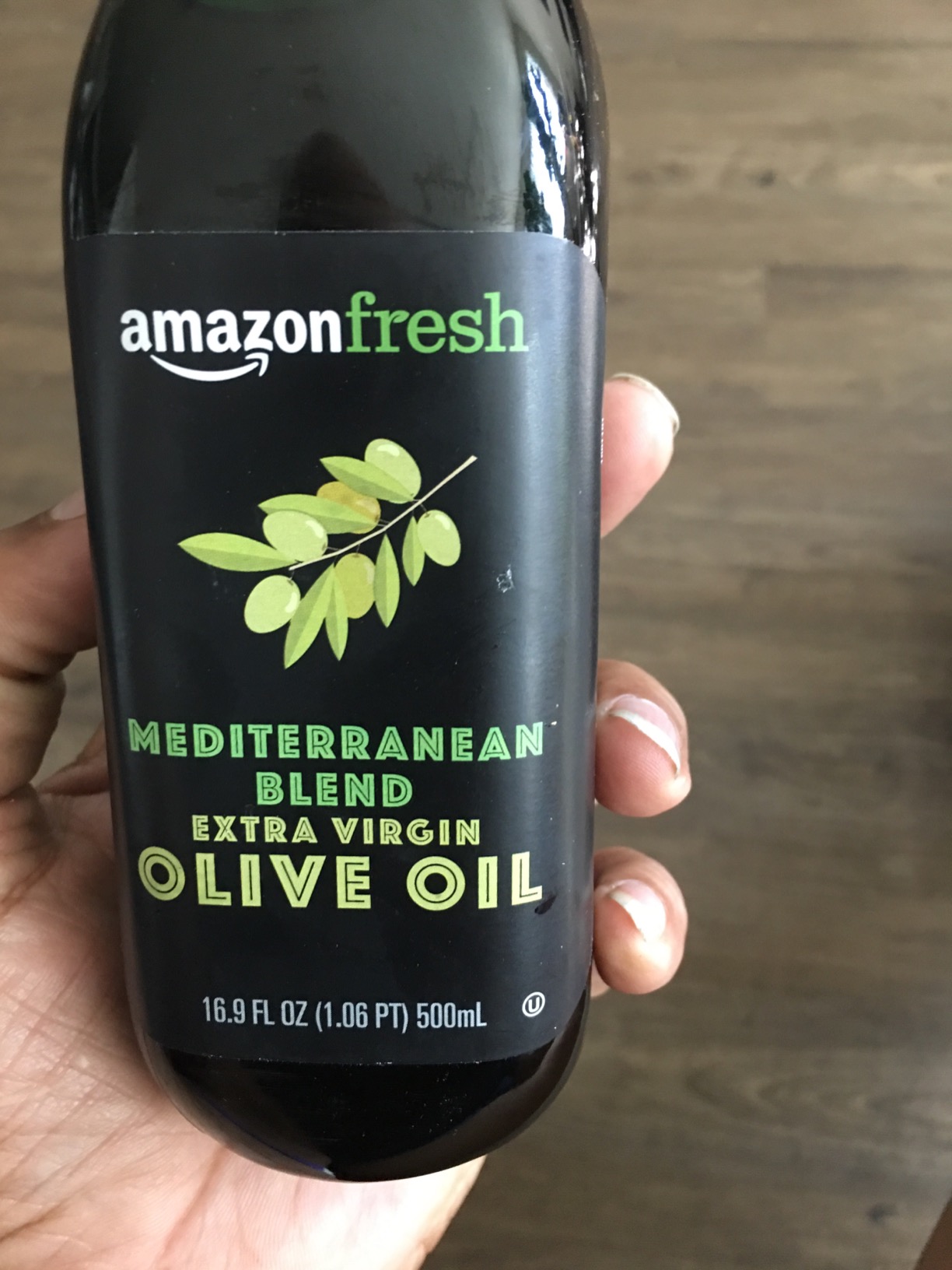 Amazon Grocery, Organic Extra Virgin Olive Oil, 16.9 Fl Oz (Previously Amazon Fresh, Packaging May Vary) - Customer Photo 3