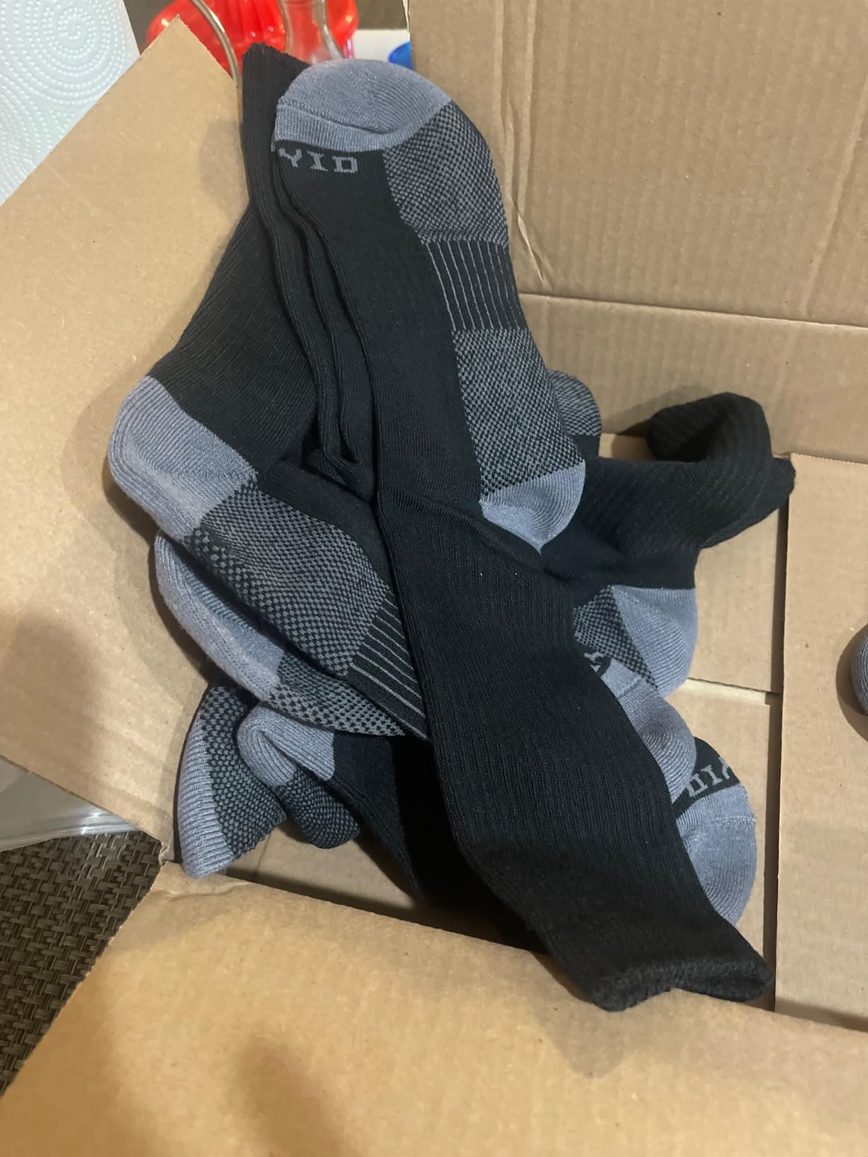 APTYID Men's Moisture Wicking Cushioned Crew Work Boot Socks (4-6 Pairs) - Customer Photo 2