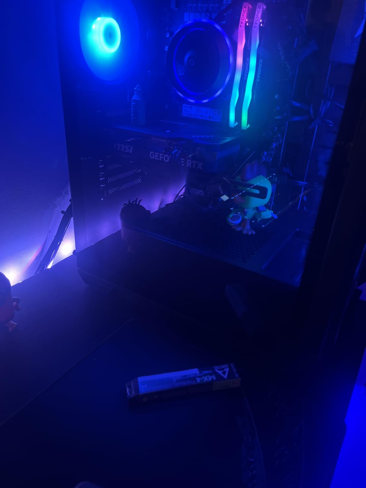 ARCTIC MX-4 (4 g) - Premium Performance Thermal Paste for All Processors (CPU, GPU - PC), Very high Thermal Conductivity, Long Durability, Safe Application, Non-Conductive - Customer Photo 2
