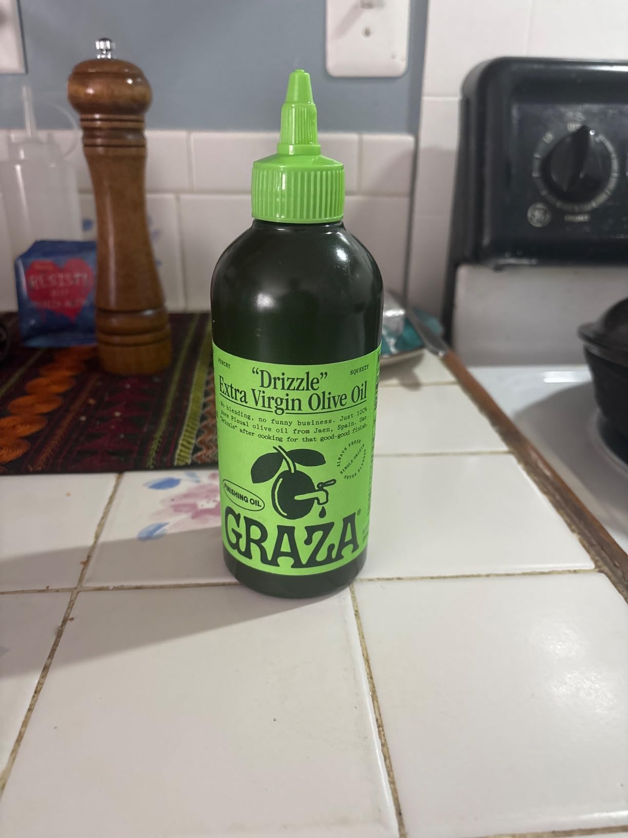 Graza Drizzle Extra Virgin Olive Oil, Finishing Oil - High Polyphenol Early Harvest EVOO Finishing Oil in a Squeeze Bottle - Single Origin Olive Oils from Spain - 16.9 Fl Oz (500ml) - Customer Photo 3