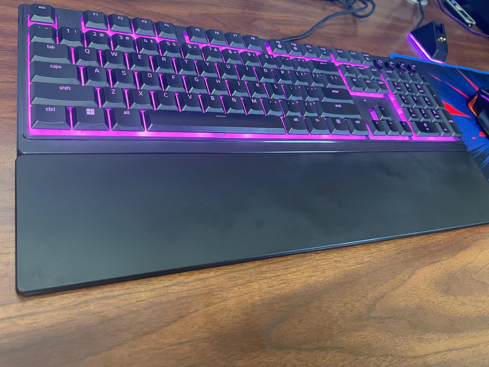 Razer Ornata V3 Gaming Keyboard: Low Profile Keys - Mecha Membrane Switches - UV Coated Keycaps - Backlit Media Keys - 10 Zone RGB Lighting - Spill Resistant - Magnetic Wrist Wrest - Snap Tap Customer Review Razer Ornata V3 Gaming Keyboard: Low Profile Keys - Mecha Membrane Switches - UV Coated Keycaps - Backlit Media Keys - 10 Zone RGB Lighting - Spill Resistant - Magnetic Wrist Wrest - Snap Tap - Customer Photo 1