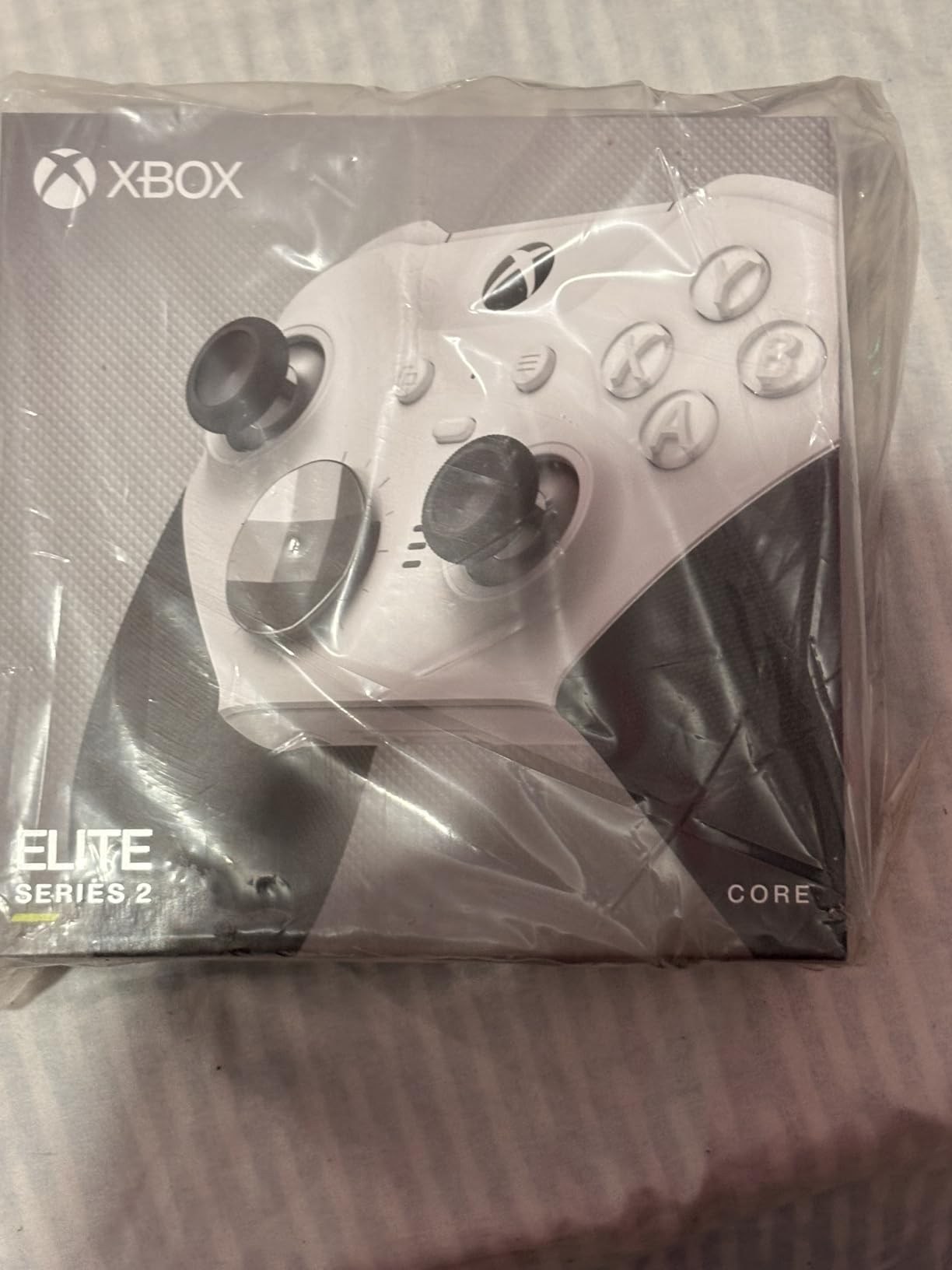 Xbox Elite Series 2 Core Wireless Gaming Controller – White Series X|S, One, Windows PC, Android, and iOS Customer Review Xbox Elite Series 2 Core Wireless Gaming Controller – White Series X|S, One, Windows PC, Android, and iOS - Customer Photo 2