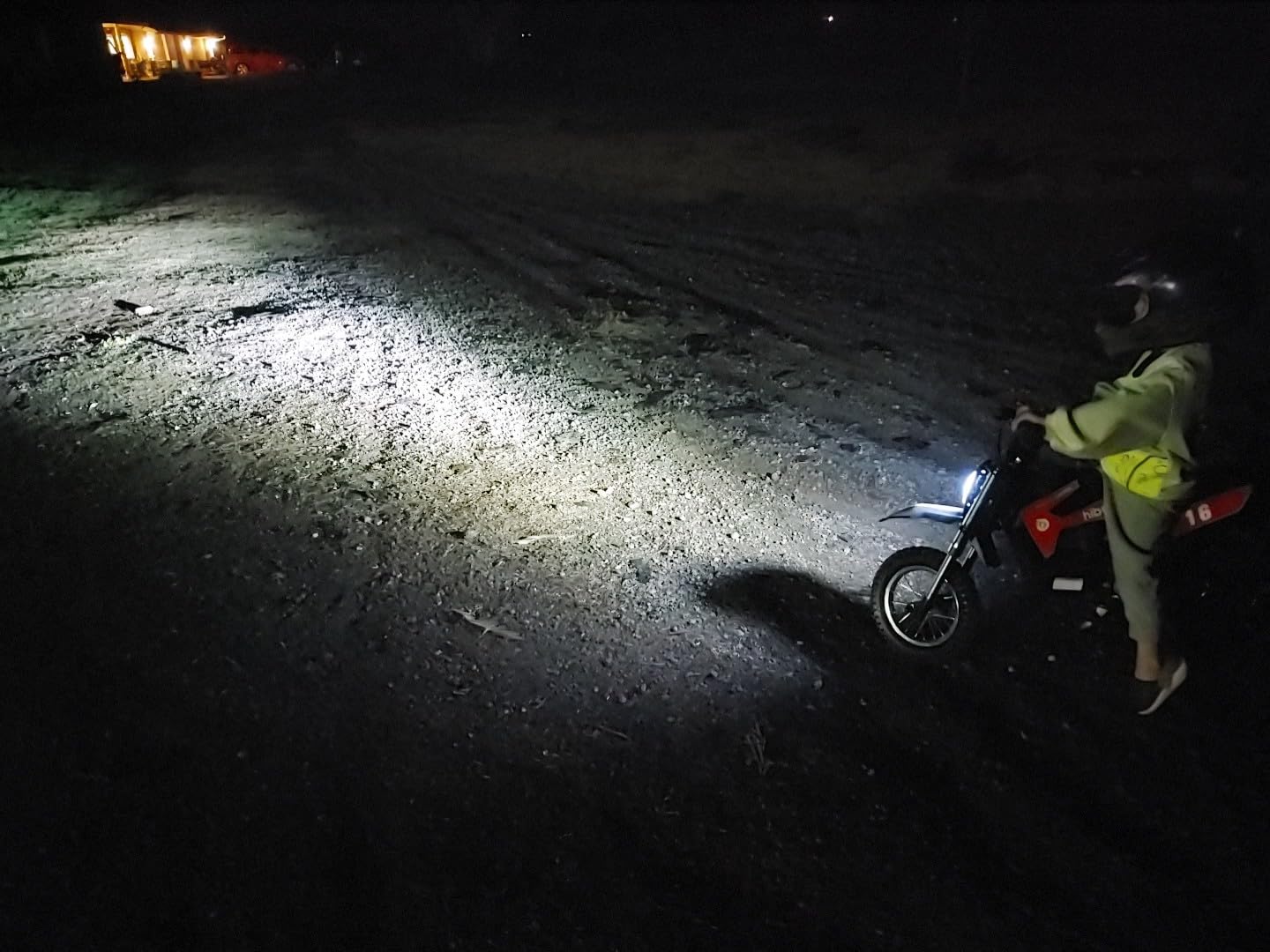 Hiboy DK1 36V Electric Dirt Bike,300W Electric Motorcycle - Up to 15.5MPH & 13.7 Miles Long-Range,3-Speed Modes Motorcycle for Kids Ages 3-10 Customer Review Hiboy DK1 36V Electric Dirt Bike,300W Electric Motorcycle - Up to 15.5MPH & 13.7 Miles Long-Range,3-Speed Modes Motorcycle for Kids Ages 3-10 - Customer Photo 2