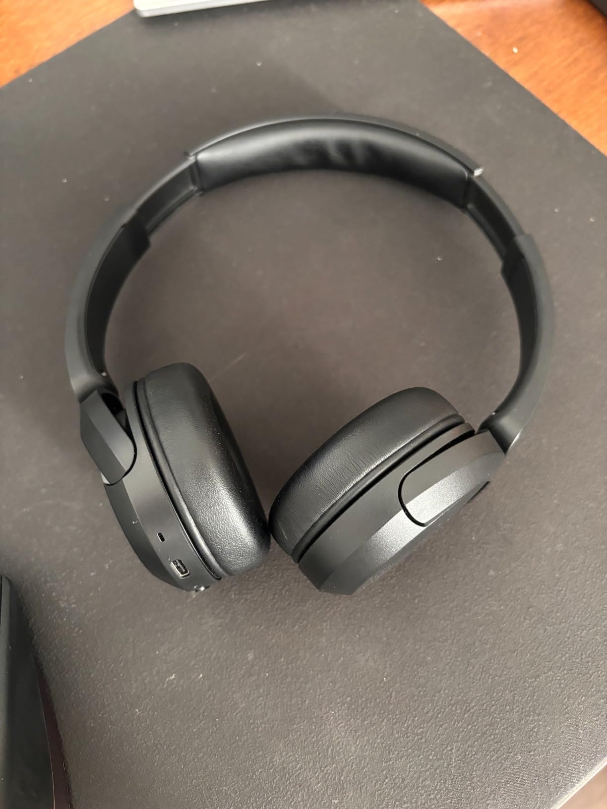 Sony WH-CH520 Wireless Headphones Bluetooth On-Ear Headset with Microphone and up to 50 Hours Battery Life with Quick Charging, Blue customer photo 1