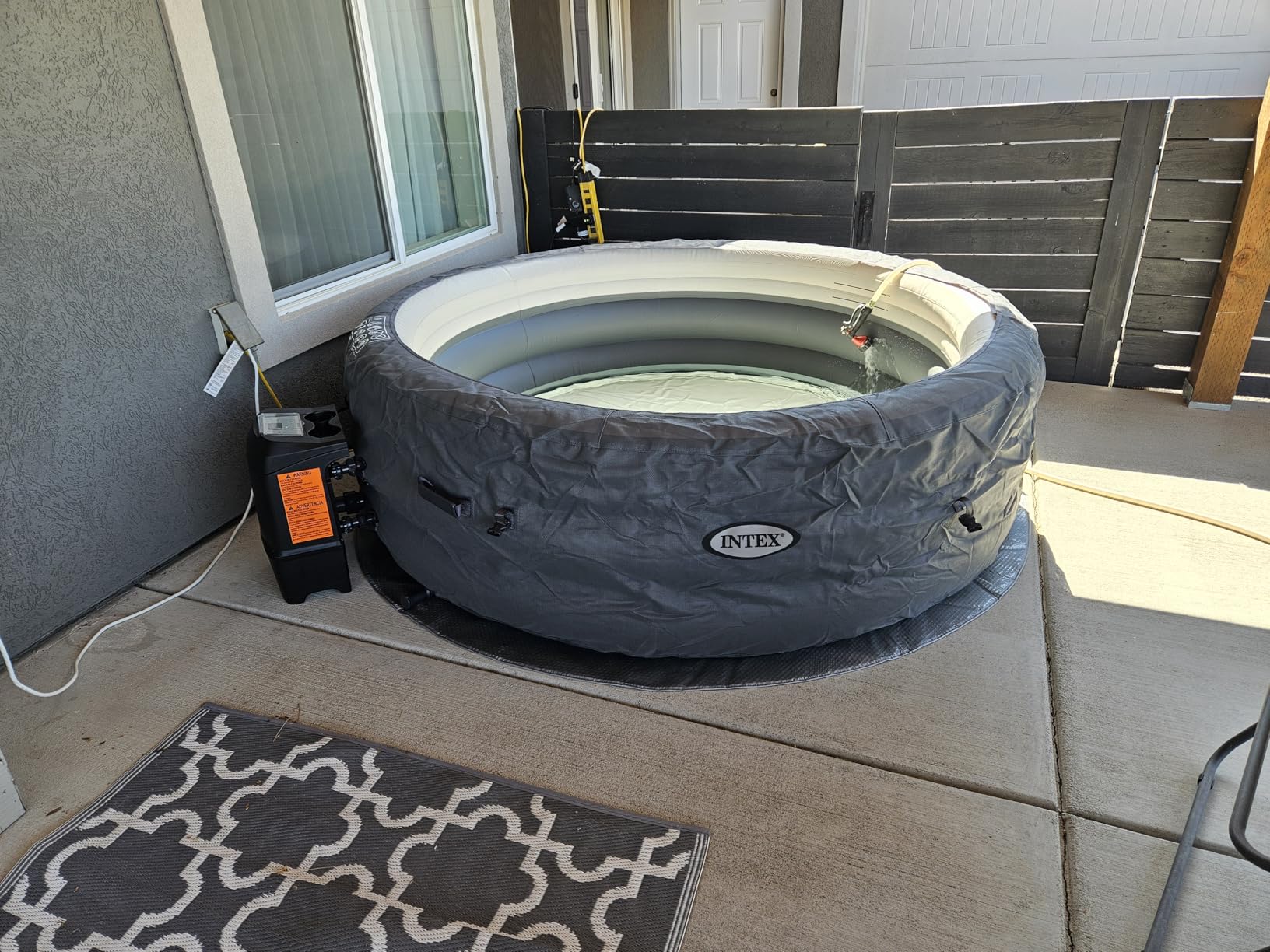 INTEX 28483E SimpleSpa Inflatable Hot Tub 4 Person Bubble Massage Spa: Includes Insulated Cover – Built-in QuickFill Inflation – Soothing Jets – 77 INTEX 28483E SimpleSpa Inflatable Hot Tub 4 Person Bubble Massage Spa: Includes Insulated Cover – Built-in QuickFill Inflation – Soothing Jets – 77