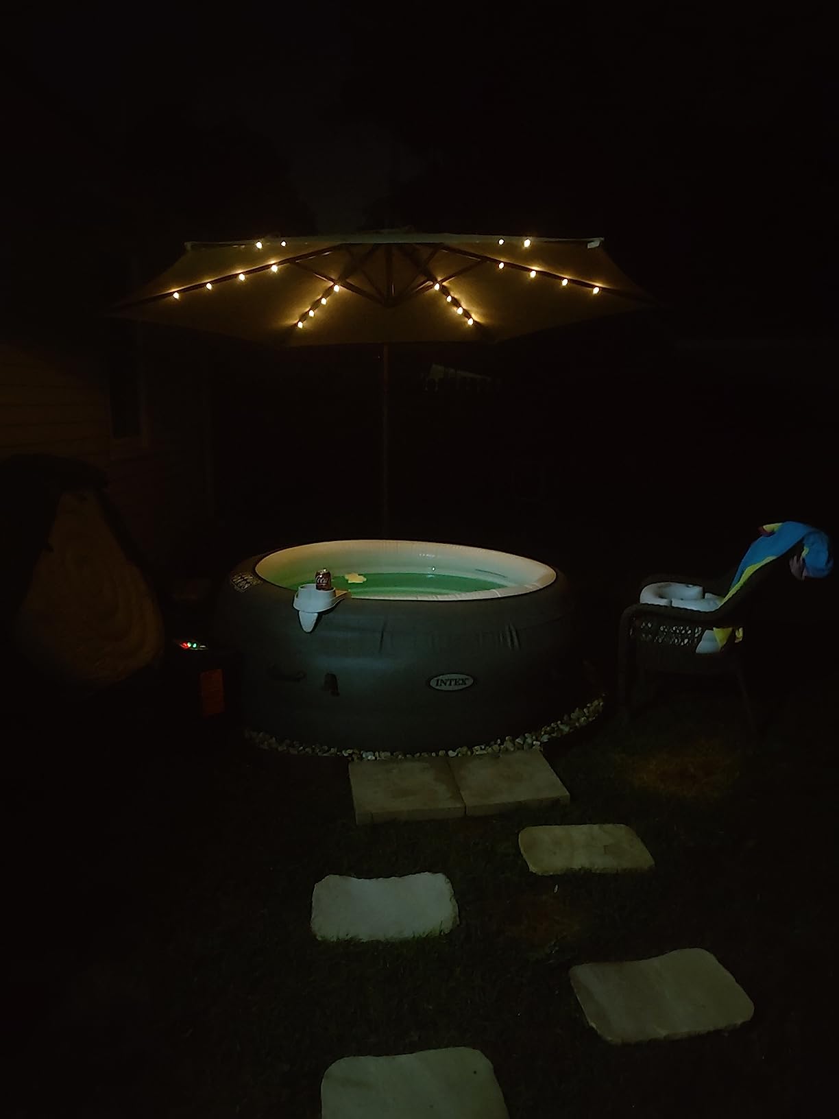 INTEX 28483E SimpleSpa Inflatable Hot Tub 4 Person Bubble Massage Spa: Includes Insulated Cover – Built-in QuickFill Inflation – Soothing Jets – 77 INTEX 28483E SimpleSpa Inflatable Hot Tub 4 Person Bubble Massage Spa: Includes Insulated Cover – Built-in QuickFill Inflation – Soothing Jets – 77