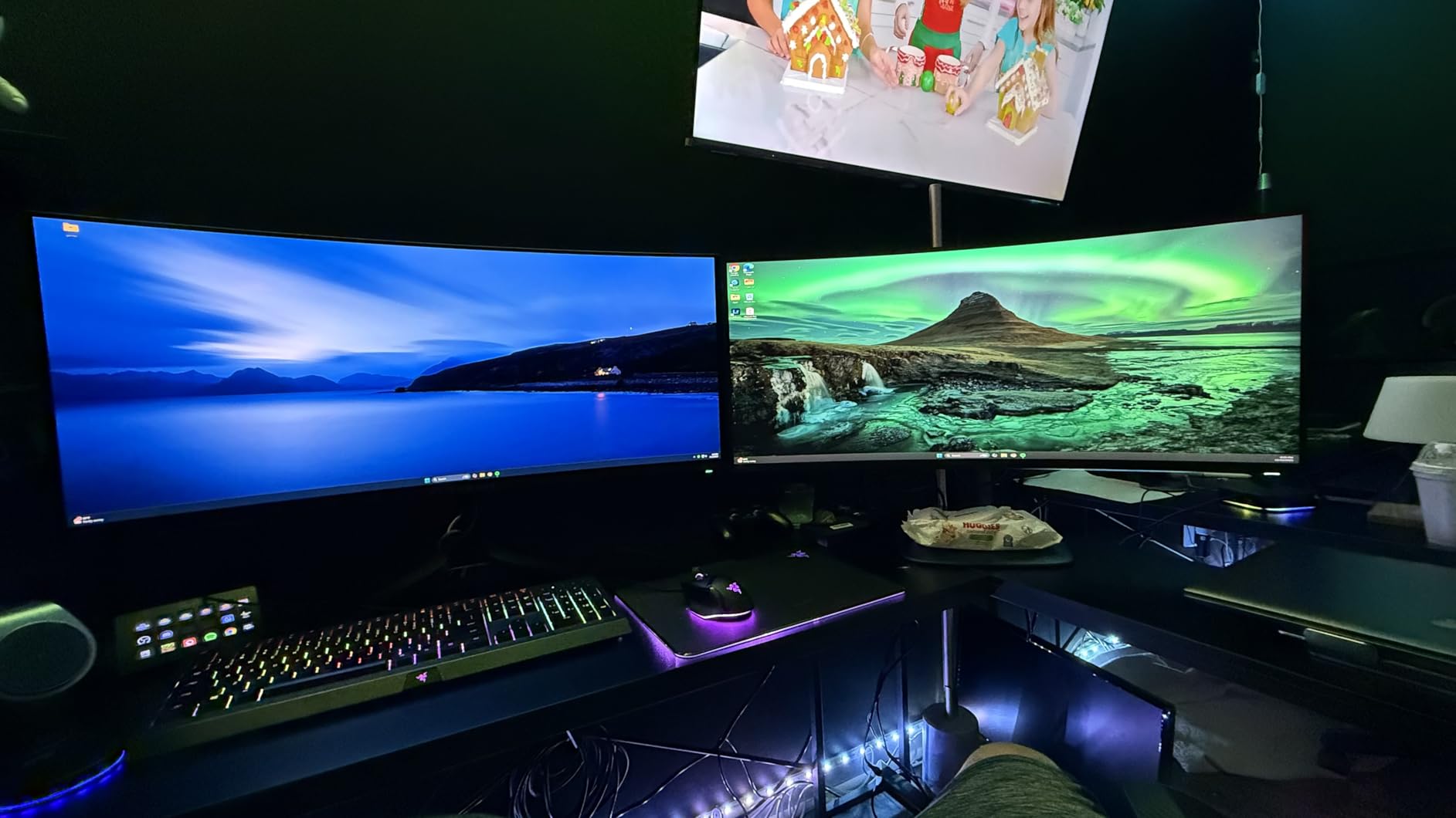 Alienware 27 4K Dual-Resolution Gaming Monitor - AW2725QF - 4K at 180Hz and FHD at 360Hz, 0.5ms GTG 1ms GTG (Extreme Mode), VESA AdaptiveSync, NVIDIA G-SYNC Compatible, HDMI/DP/USB 3.2 Gen1 - Black Customer Review Alienware 27 4K Dual-Resolution Gaming Monitor - AW2725QF - 4K at 180Hz and FHD at 360Hz, 0.5ms GTG 1ms GTG (Extreme Mode), VESA AdaptiveSync, NVIDIA G-SYNC Compatible, HDMI/DP/USB 3.2 Gen1 - Black - Customer Photo 2