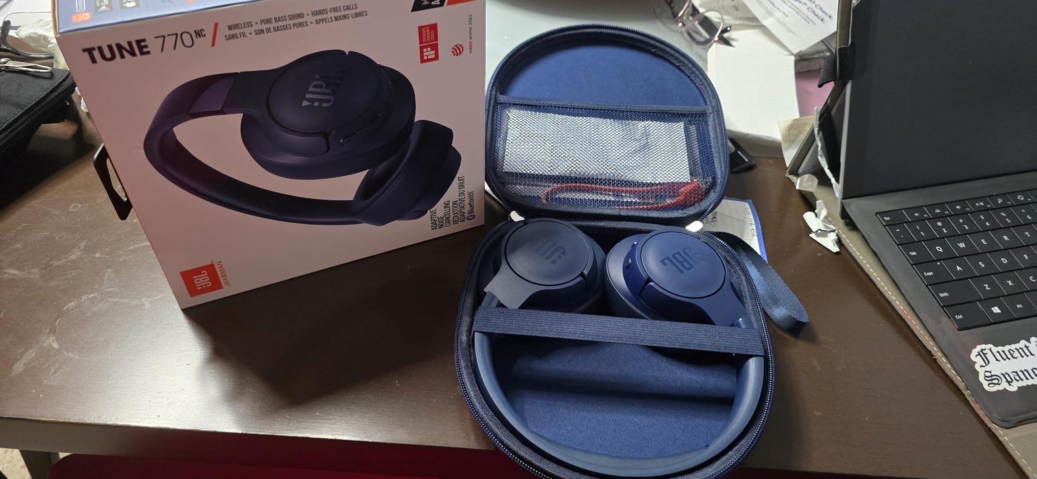 JBL Tune 770NC - Adaptive Noise Cancelling with Smart Ambient Wireless Over-Ear Headphones, Bluetooth 5.3, Up to 70H Battery Life with Speed Charge, Lightweight, Comfortable & Foldable Design (Black) Customer Review JBL Tune 770NC - Adaptive Noise Cancelling with Smart Ambient Wireless Over-Ear Headphones, Bluetooth 5.3, Up to 70H Battery Life with Speed Charge, Lightweight, Comfortable & Foldable Design (Black) - Customer Photo 1