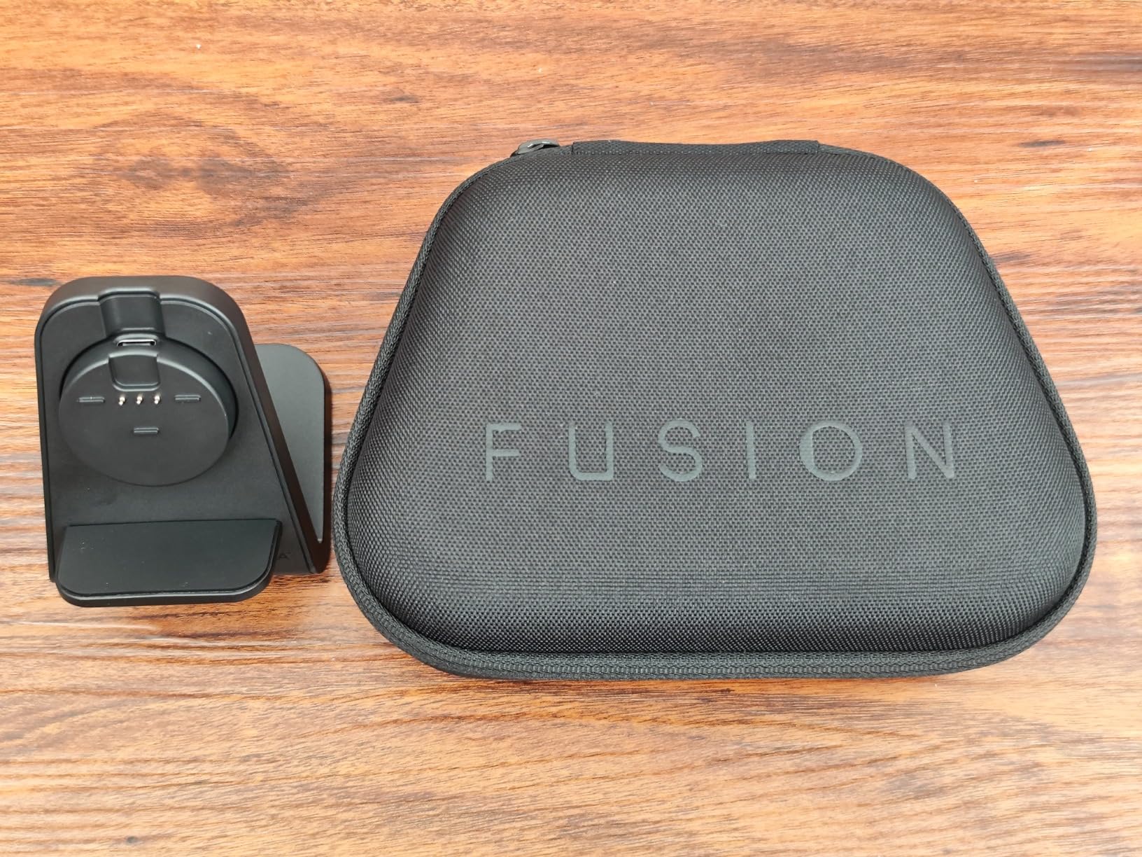 PowerA FUSION Pro Wireless Controller for Xbox Series X|S with Lumectra, RGB lighting, hidden design, adjustable height thumbsticks, Hall Effect modules, pro gaming controller, low latency wireless, mappable buttons, works with Xbox One and Windows 10/11 Customer Review PowerA FUSION Pro Wireless Controller for Xbox Series X|S with Lumectra, RGB lighting, hidden design, adjustable height thumbsticks, Hall Effect modules, pro gaming controller, low latency wireless, mappable buttons, works with Xbox One and Windows 10/11 - Customer Photo 2