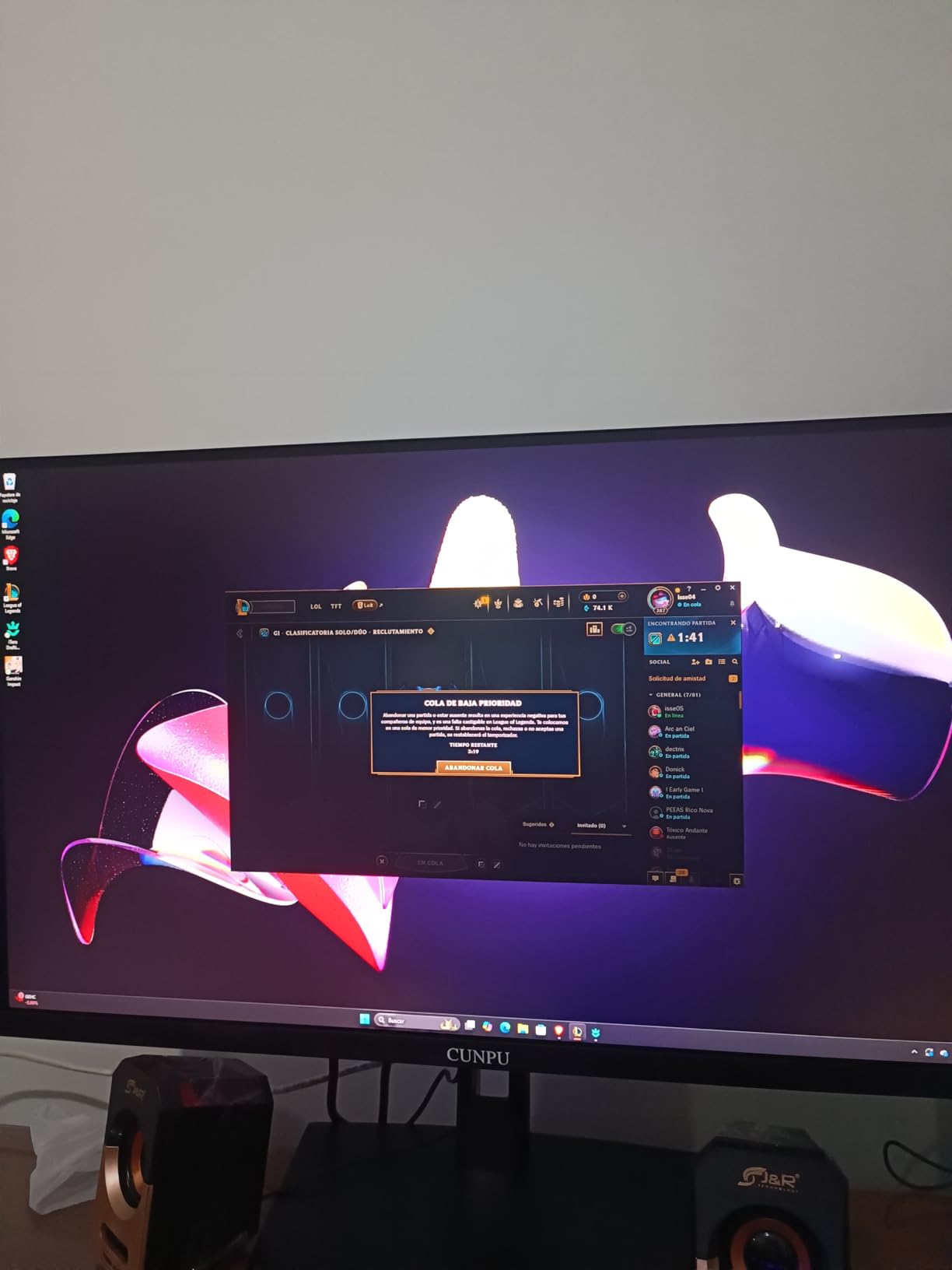 27 Inch 4K 144/160Hz Gaming Monitor, UHD 3840x2160 Fast IPS Panel PC Monitor, 135% sRGB, HDR400Nit, Freesync & G-sync, Support PS5 Xbox 4K 120Hz, HDMI 2.1,DP 1.4, Height/Vertical Adjustment - Customer Photo 2