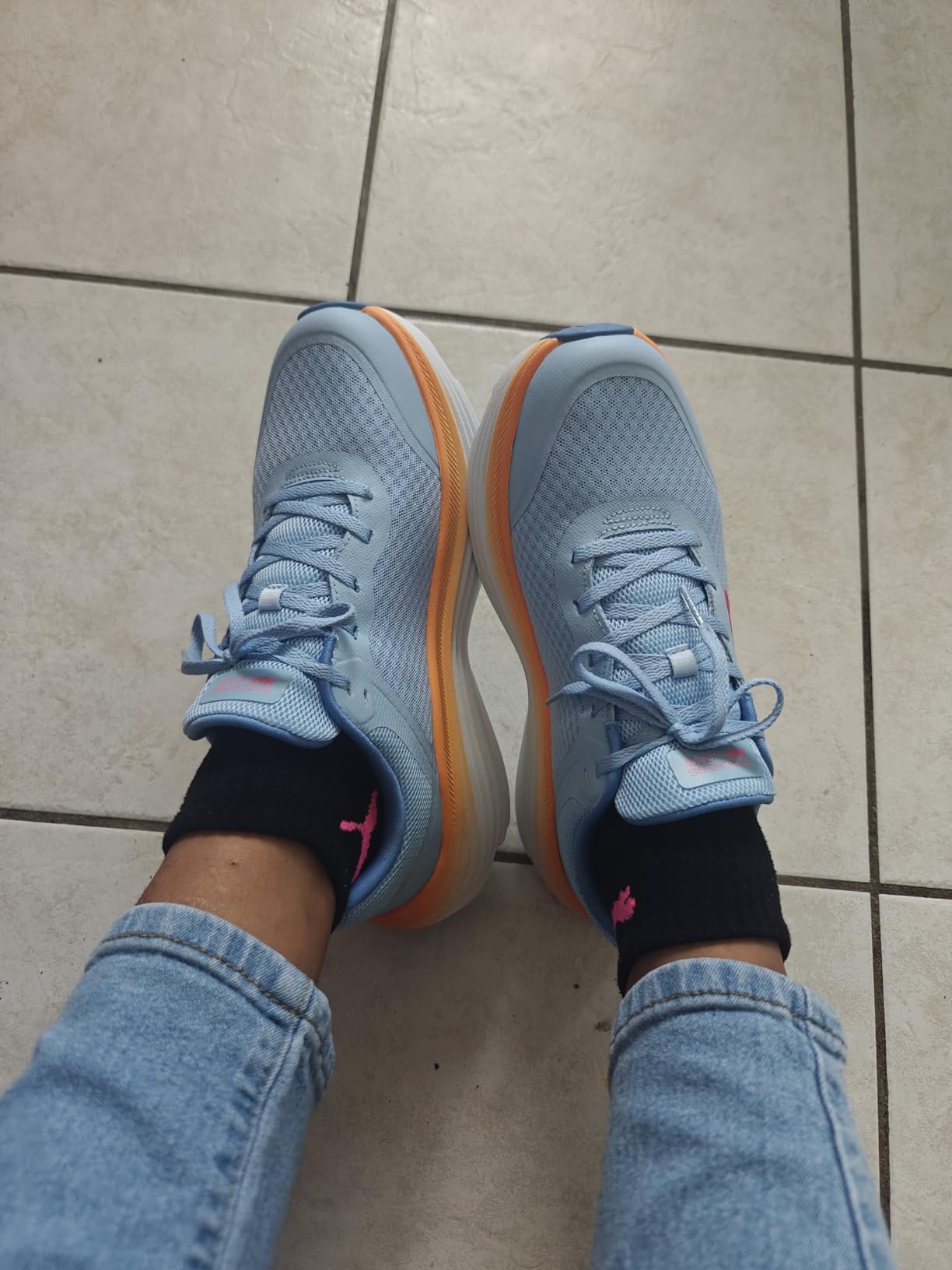 Womens Max Cushioning Endeavour Canova - Customer Photo 2