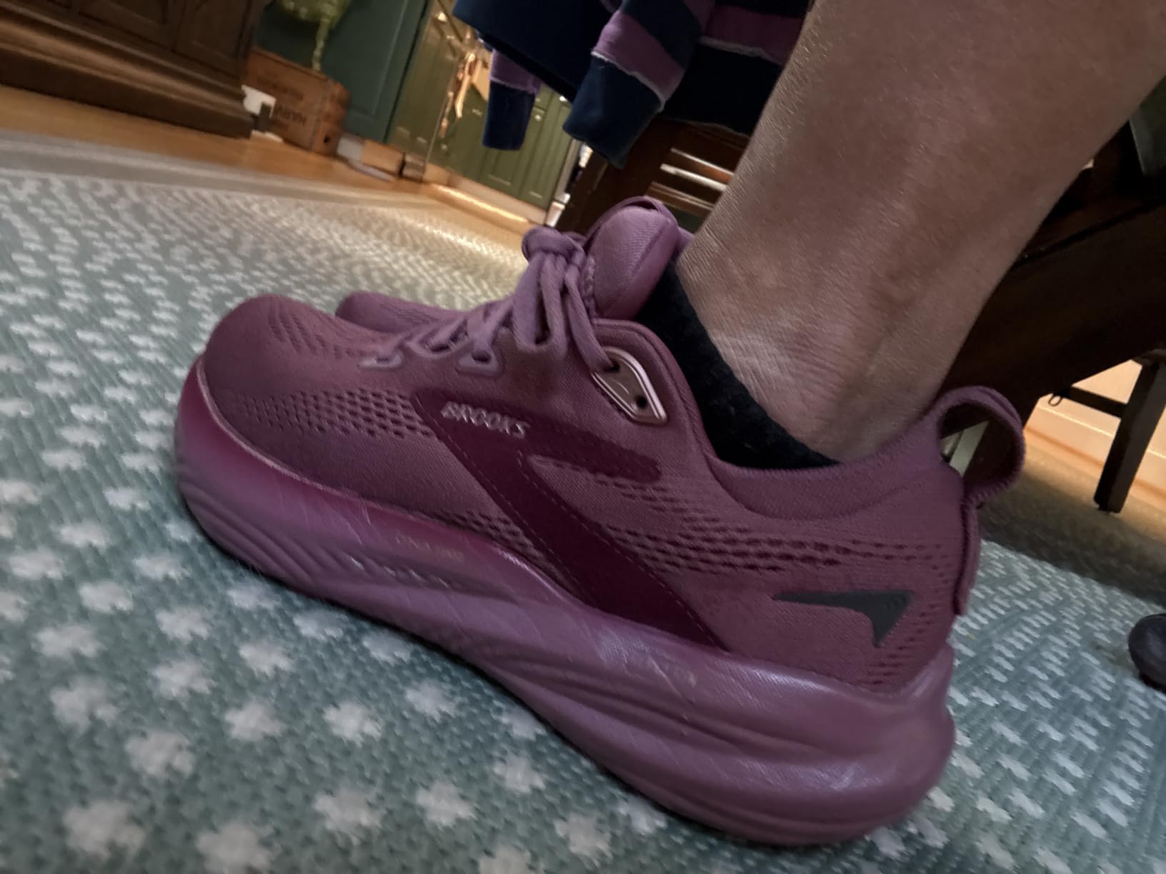 Brooks Women's Glycerin 22 Neutral Running Shoe - Customer Photo 1