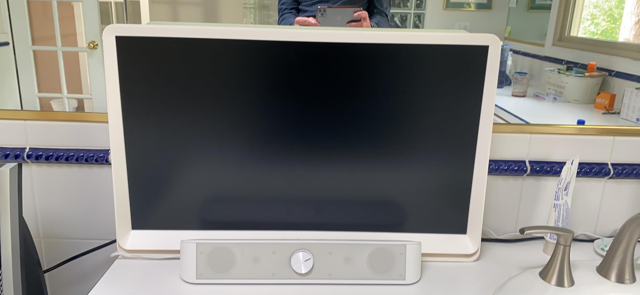 Tilted Nation Gaming Soundbar - Monitor Sound Bar for PC - RGB Computer Speakers for Desktop PC (Wireless or USB Wired) Crisp Audio and Adjustable LED - Customer Photo 2
