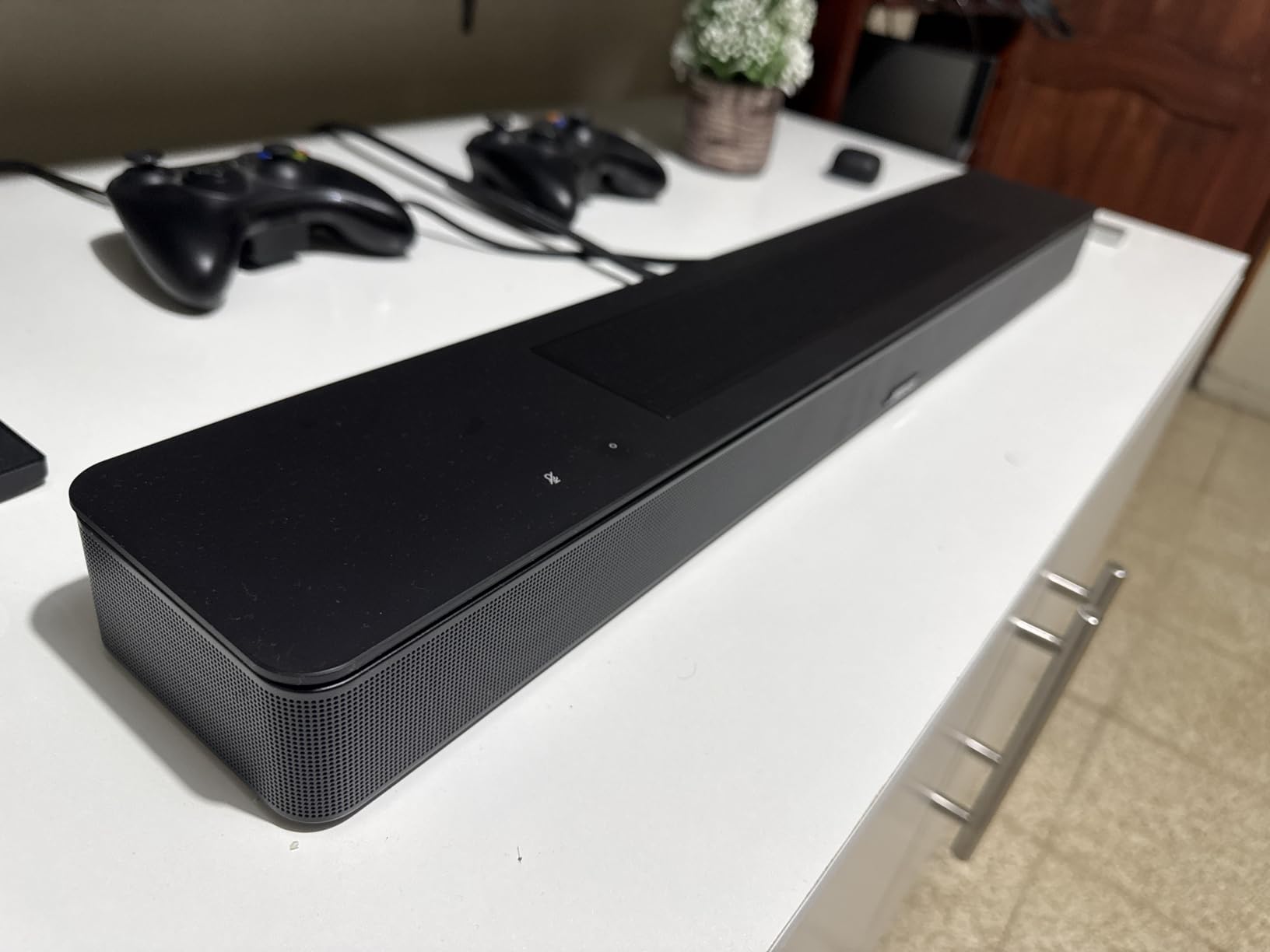 Bose Smart Dolby Atmos Soundbar, All-in-One Soundbar for TV, A.I. Dialogue Mode, Voice Control and Amazon Alexa Built-in, Supports Bluetooth/AirPlay/Spotify Connect/Chromecast, Black - Customer Photo 2