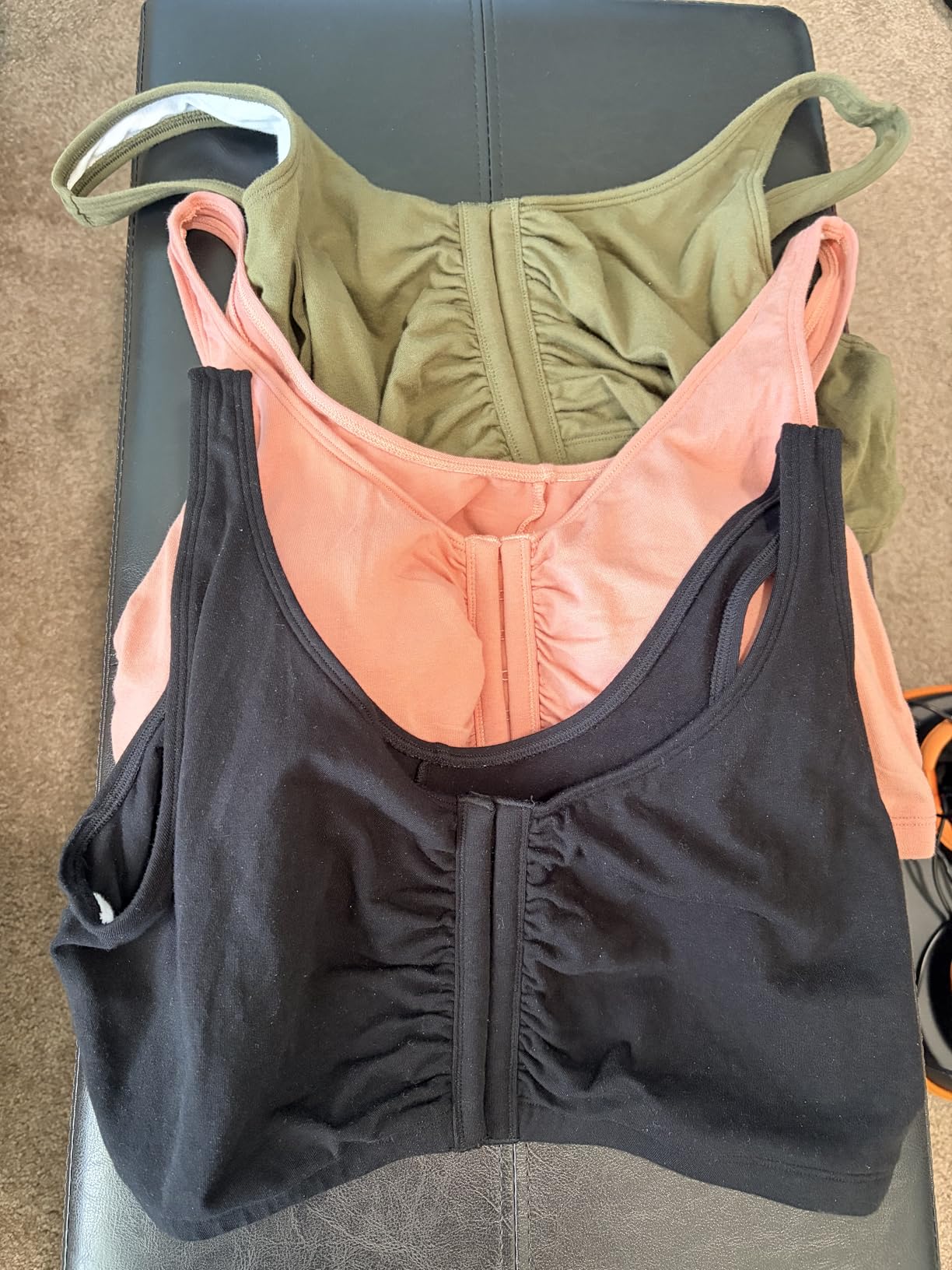 Fruit of the Loom Women's Front Close Racerback Sport Bra 2 Pack customer photo 1