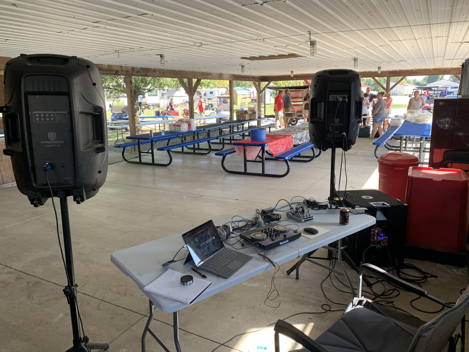 Numark Party Mix Live DJ Controller with Speakers, Lights, 2 Decks, Mixer, Audio Interface and Serato Lite customer photo 2