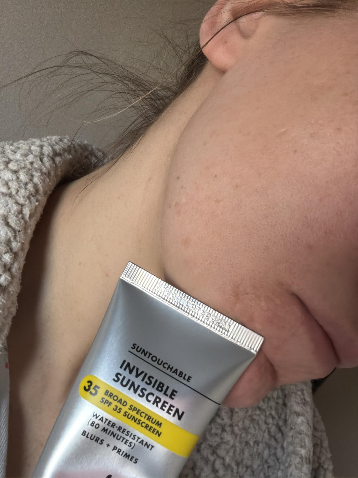 e.l.f. SKIN Suntouchable Invisible SPF 35, Lightweight, Gel-based Sunscreen For A Smooth Complexion, Doubles As A Makeup Primer, Vegan & Cruelty-Free customer photo 1