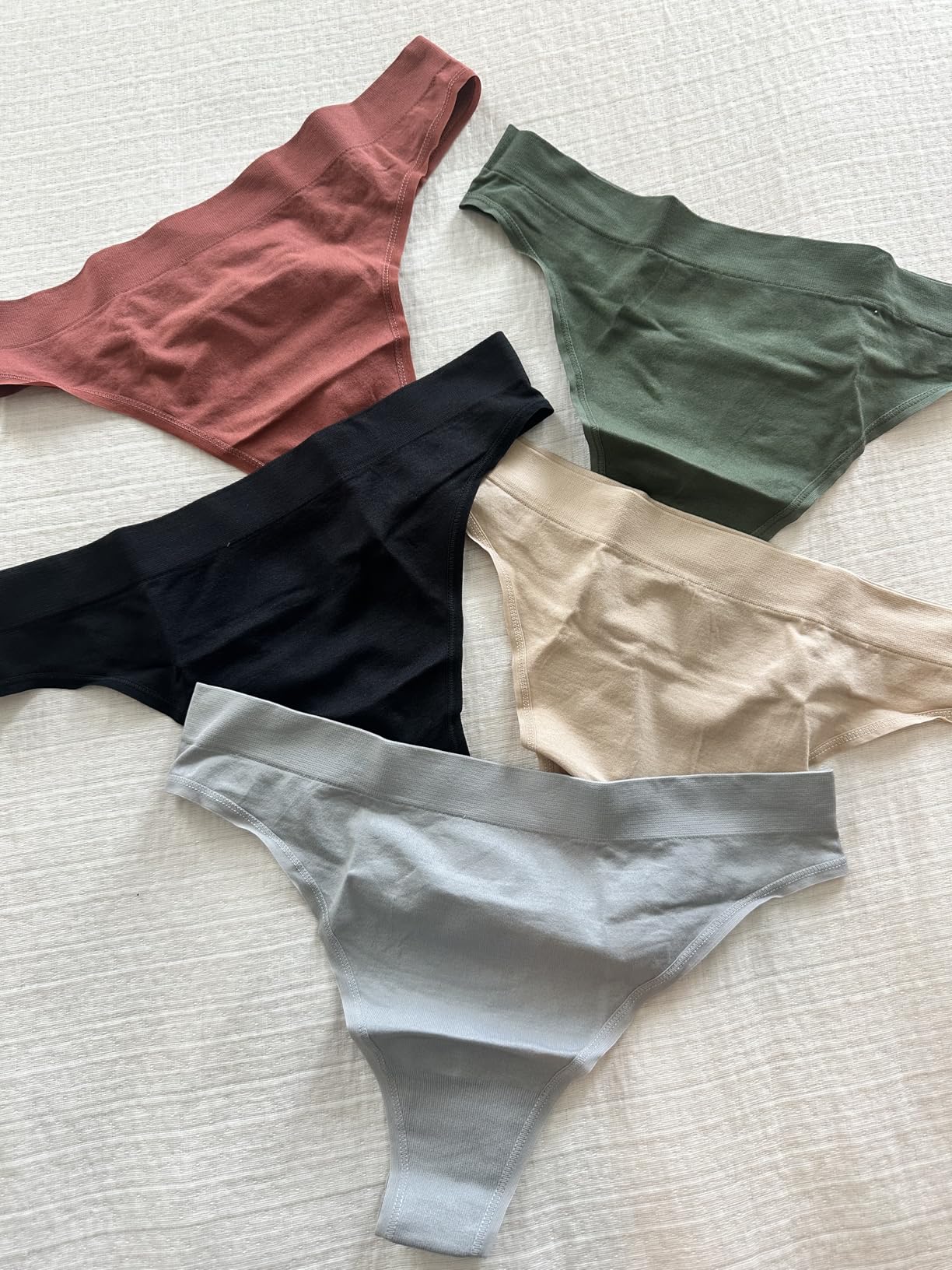 linccure Breathable Seamless Thongs: Comfortable Women's Underwear 5-Pack customer photo 1