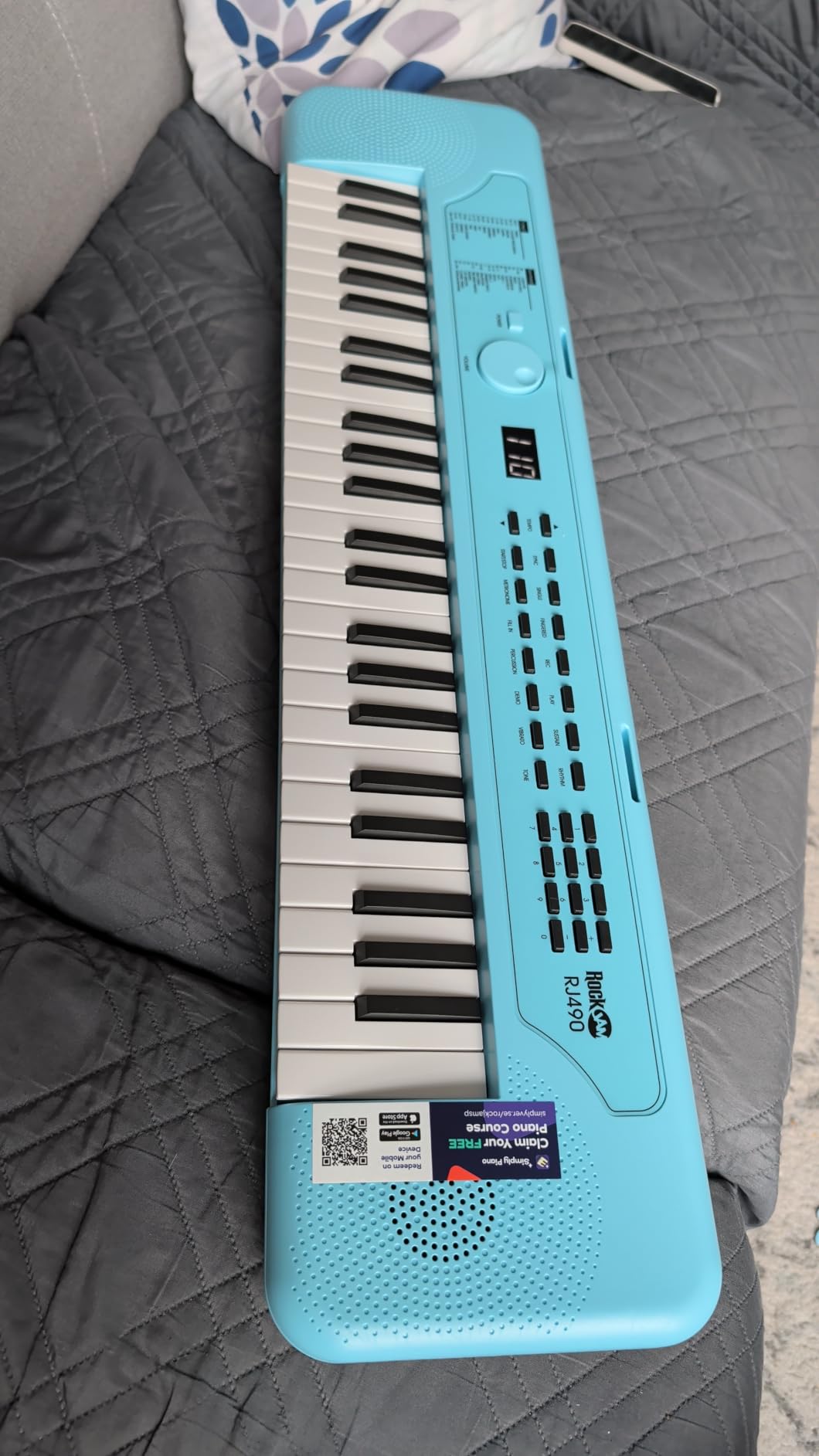 RockJam 49 Key Keyboard Piano, Portable Electronic Music Keyboard with Speakers, USB-C Power or Battery Operation, Headphone Input, 200 Tones, 200 Rhythms, Note Stickers & Lessons customer photo 2