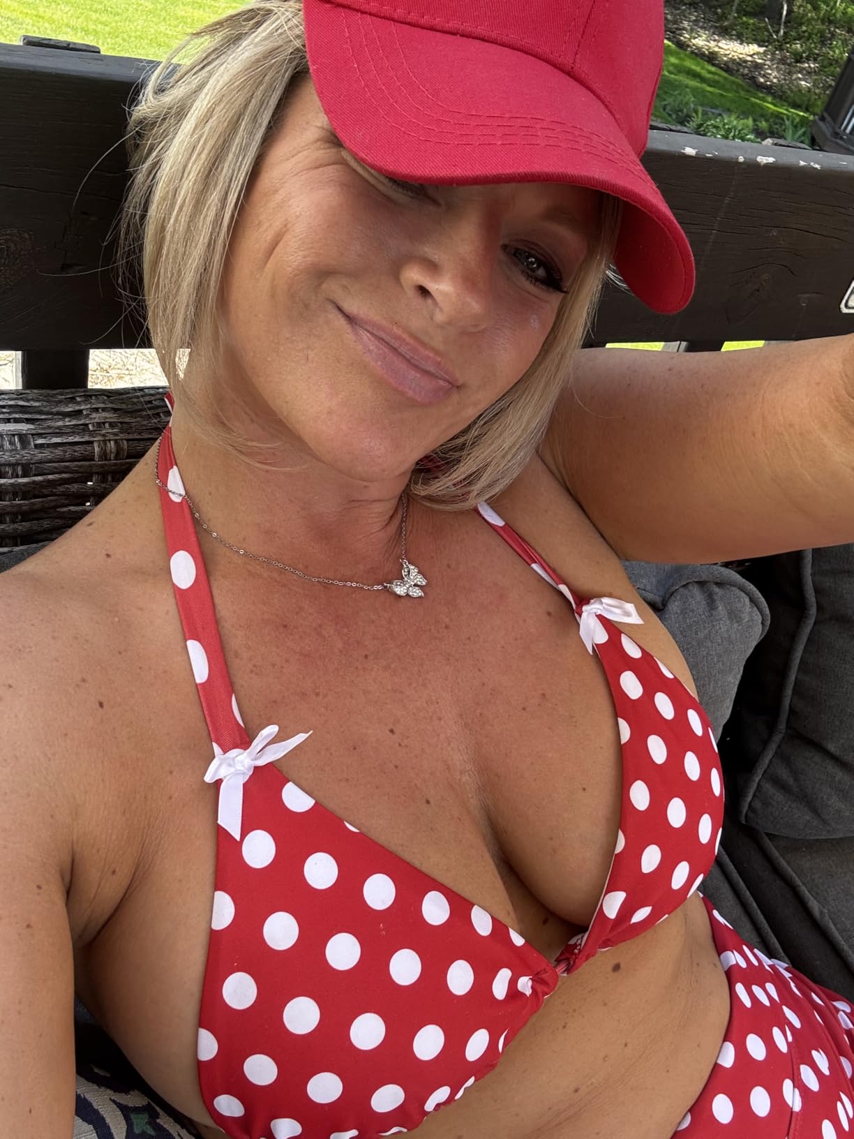 St. Tropez Express Self Tan Mousse - 1-3 Hour Express customer photo 1
