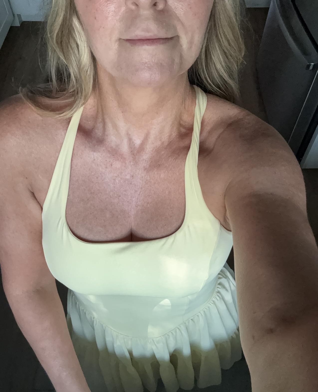 St. Tropez Express Self Tan Mousse - 1-3 Hour Express customer photo 2