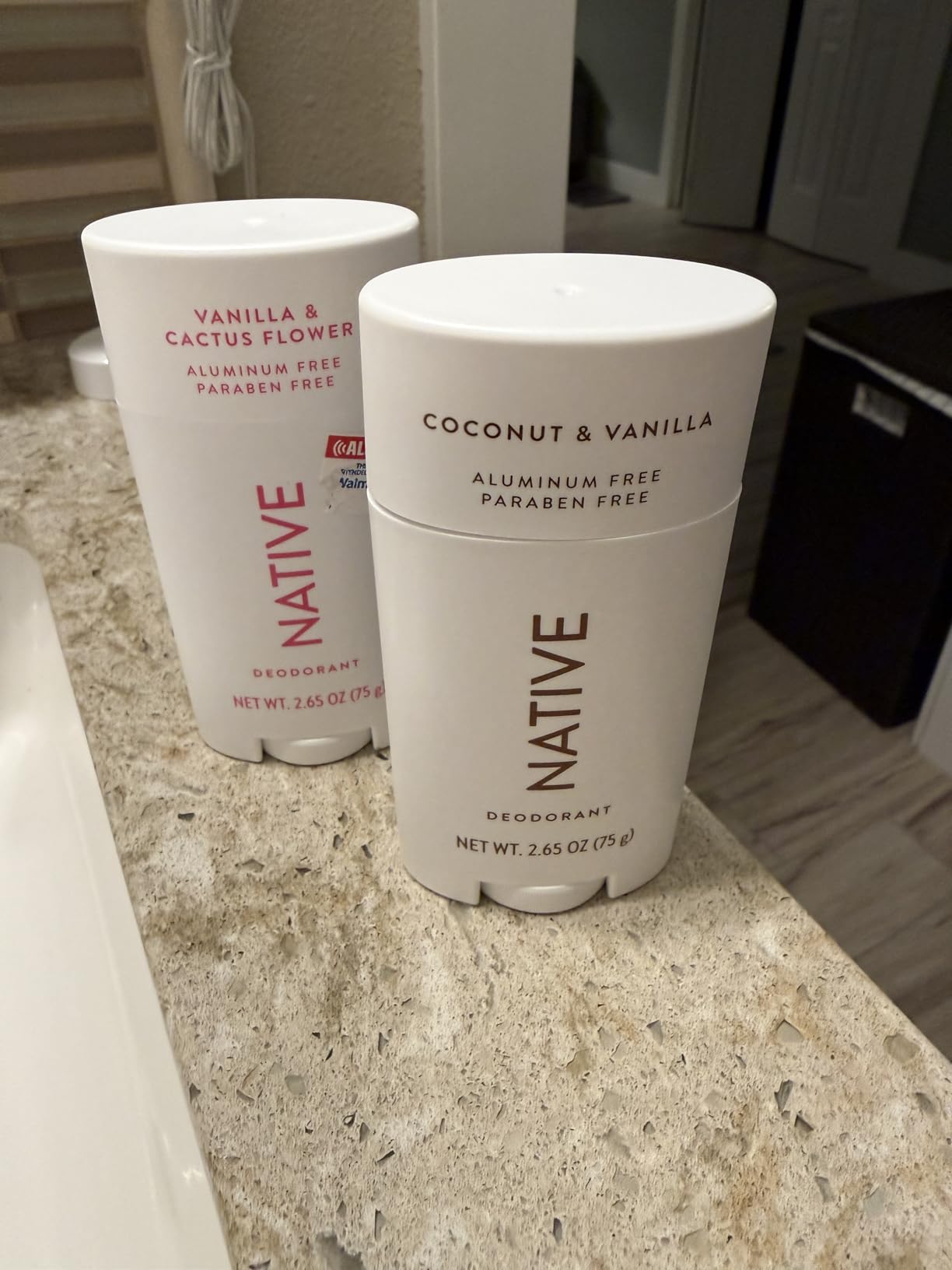 Native Deodorant Contains Naturally Derived Ingredients, 72 Hour Odor Control, Deodorant for Women and Men, Aluminum Free, Lilac & White Tea 2.65oz customer photo 2