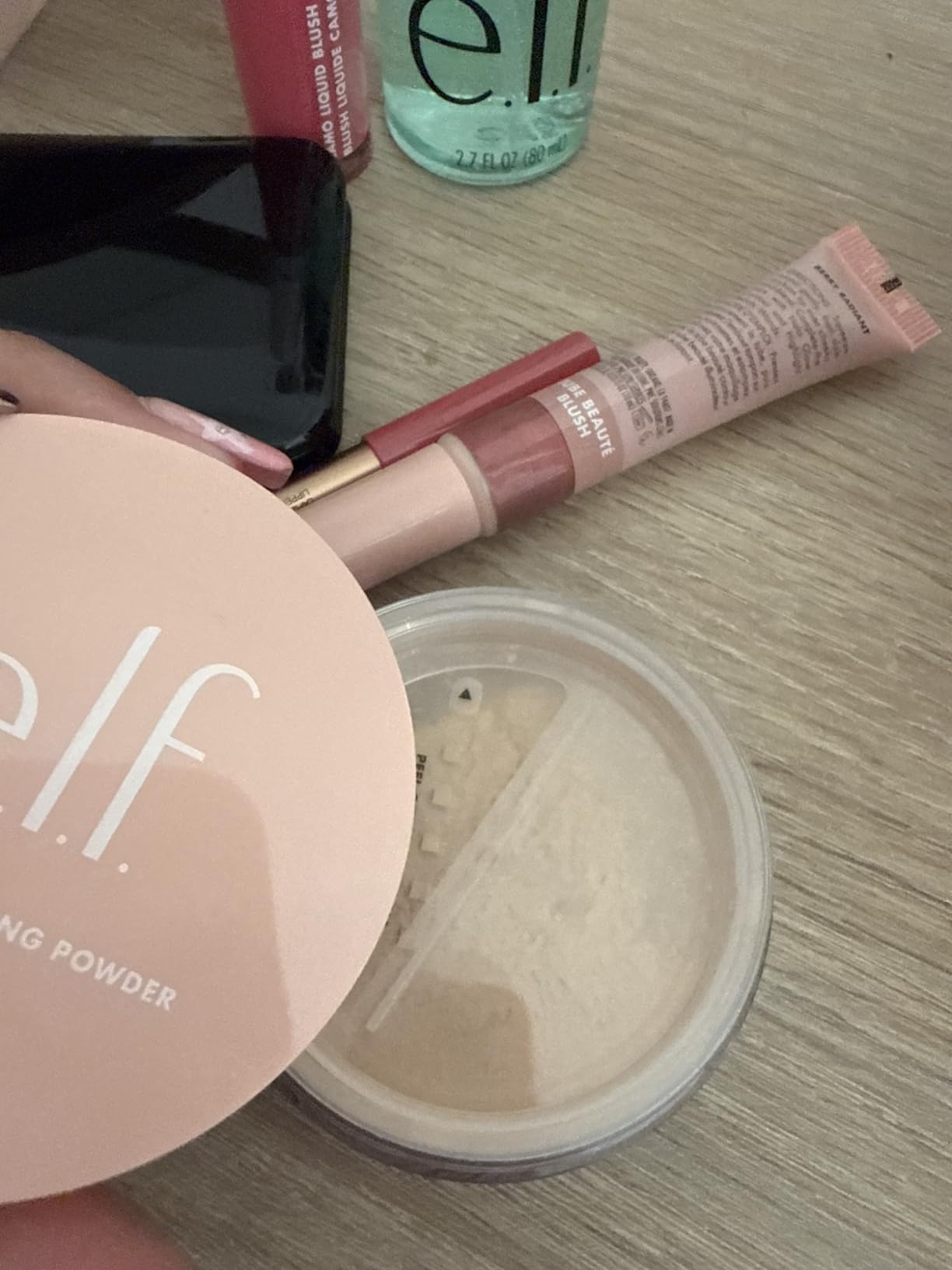 e.l.f. Halo Glow Soft Focus Setting Powder customer photo 2
