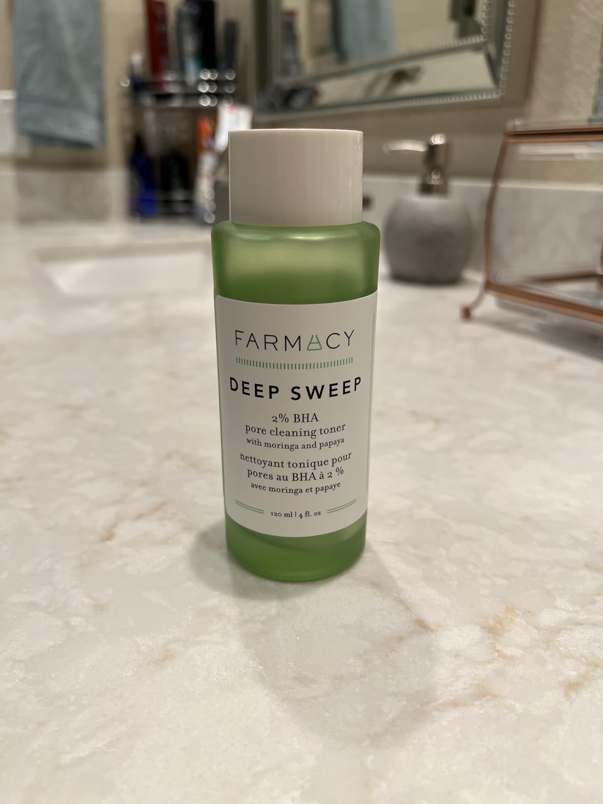 Farmacy 2% Salicylic Acid Toner for Face - Deep Sweep BHA Liquid Exfoliant + Pore Cleaner - Controls Oil, Gently Exfoliates + Refines Pores - 120ml customer photo 1